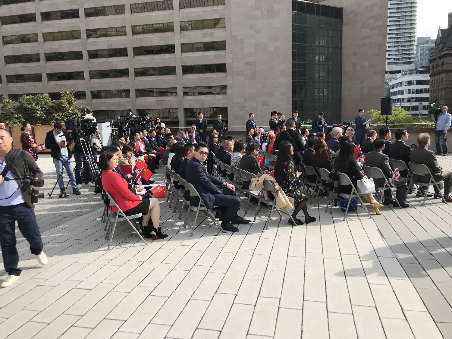 wayland-li-wushu-toronto-china-national-day-flag-raising-city-hall-2018-01.jpg