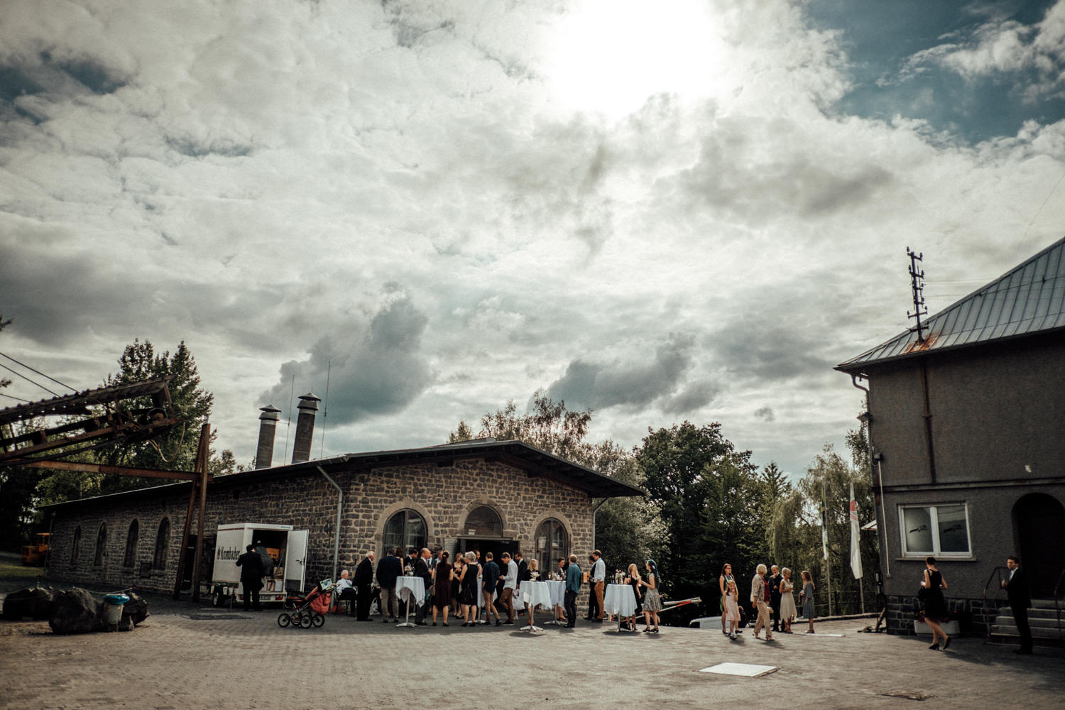 Hochzeitsfotograf-Stöffelpark-Enspel-Burbach-NRW-Kevin Biberbach-KEVIN Fotografie-Aachen-Natürliche-Hochzeitsreportage-100.jpg