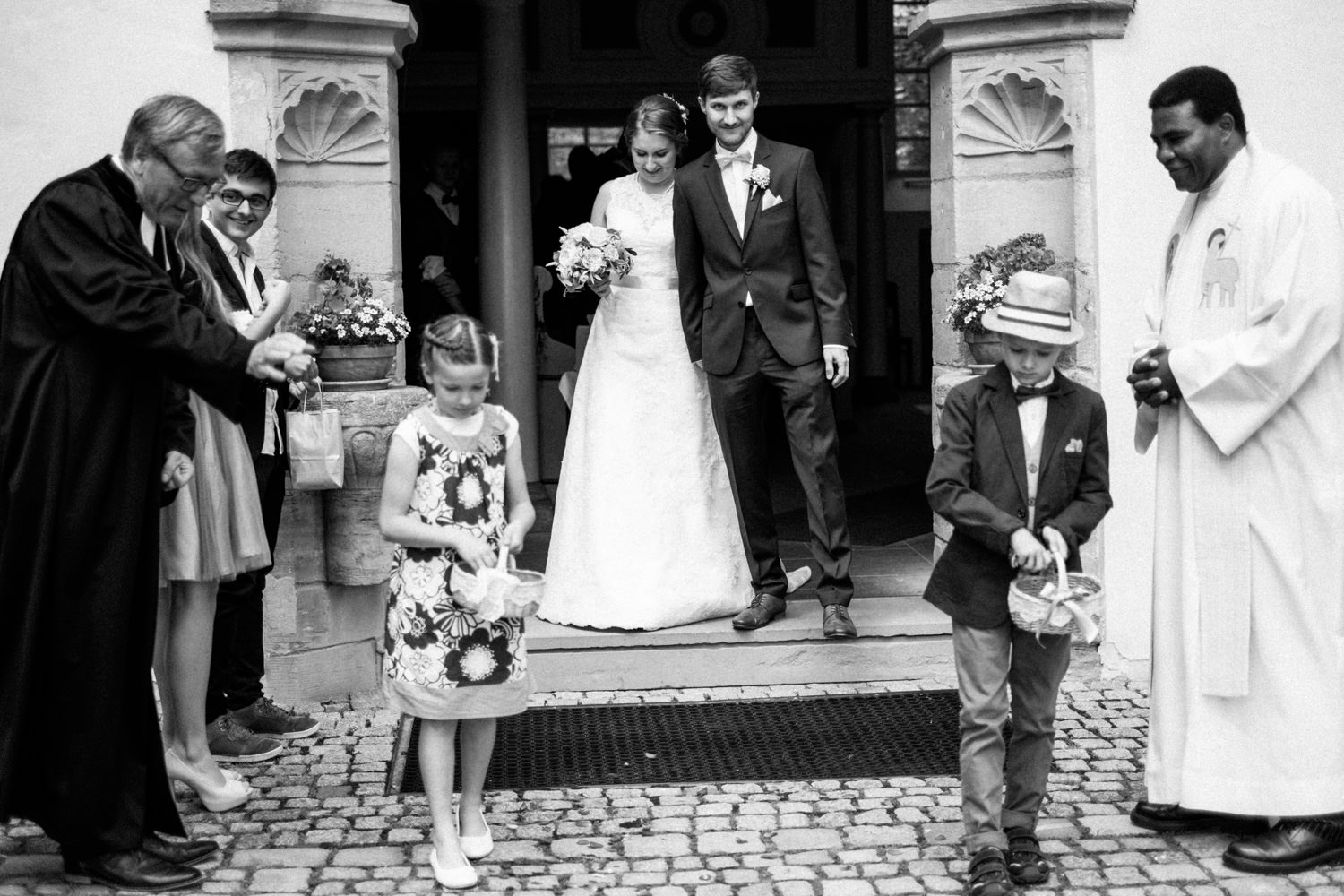 Zelthochzeit-Inspiration-Hochzeitsreportage-natürlich-Hessenhof-Coburg-Oberfranken-Aachen-Hochzeitsfotograf-Kevin Biberbach-KEVIN Fotografie-Junebug-Hochzeitswahn-061.jpg