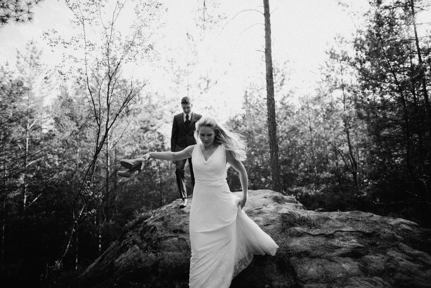 Elopement-After Wedding Shooting-Hochzeitsreportage-Böhmische Schweiz-Sächsische Schweiz-Inspiration-Hochzeitsfotograf-Aachen-Kevin Biberbach-KEVIN Fotografie-Fujifilm-Hochzeitswahn-Hochzeit-41.jpg