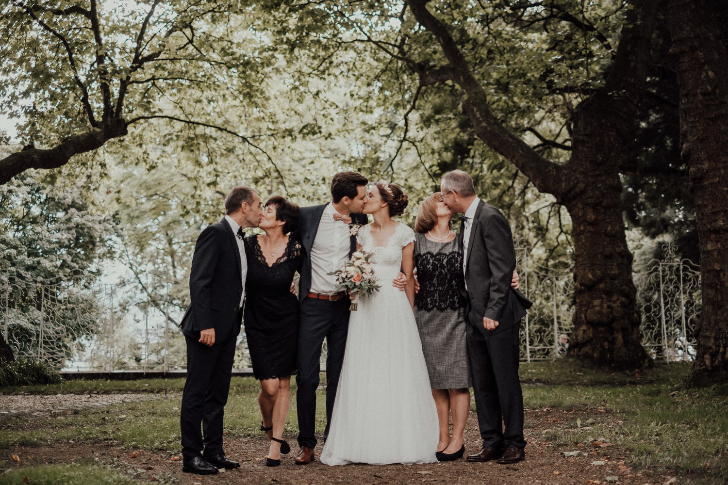 Hochzeitsfotos NRW-Hochzeitsfotograf NRW-Hochzeitsreportage-Lousberg Aachen-Sommerhochzeit-Kevin Biberbach-KEVIN - Fotografie-085.jpg