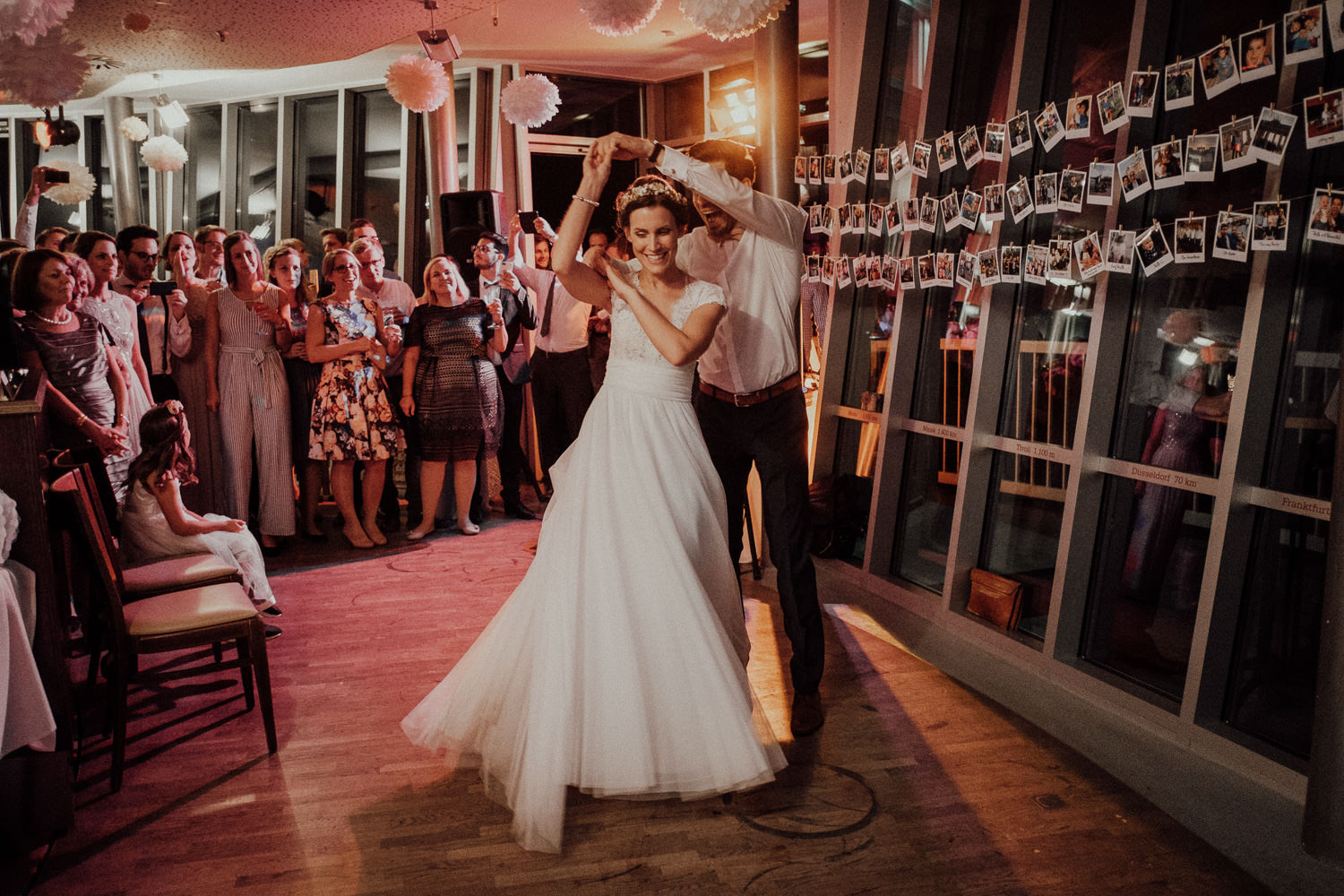 Hochzeitsfotos NRW-Hochzeitsfotograf NRW-Hochzeitsreportage-Lousberg Aachen-Sommerhochzeit-Kevin Biberbach-KEVIN - Fotografie-183.jpg