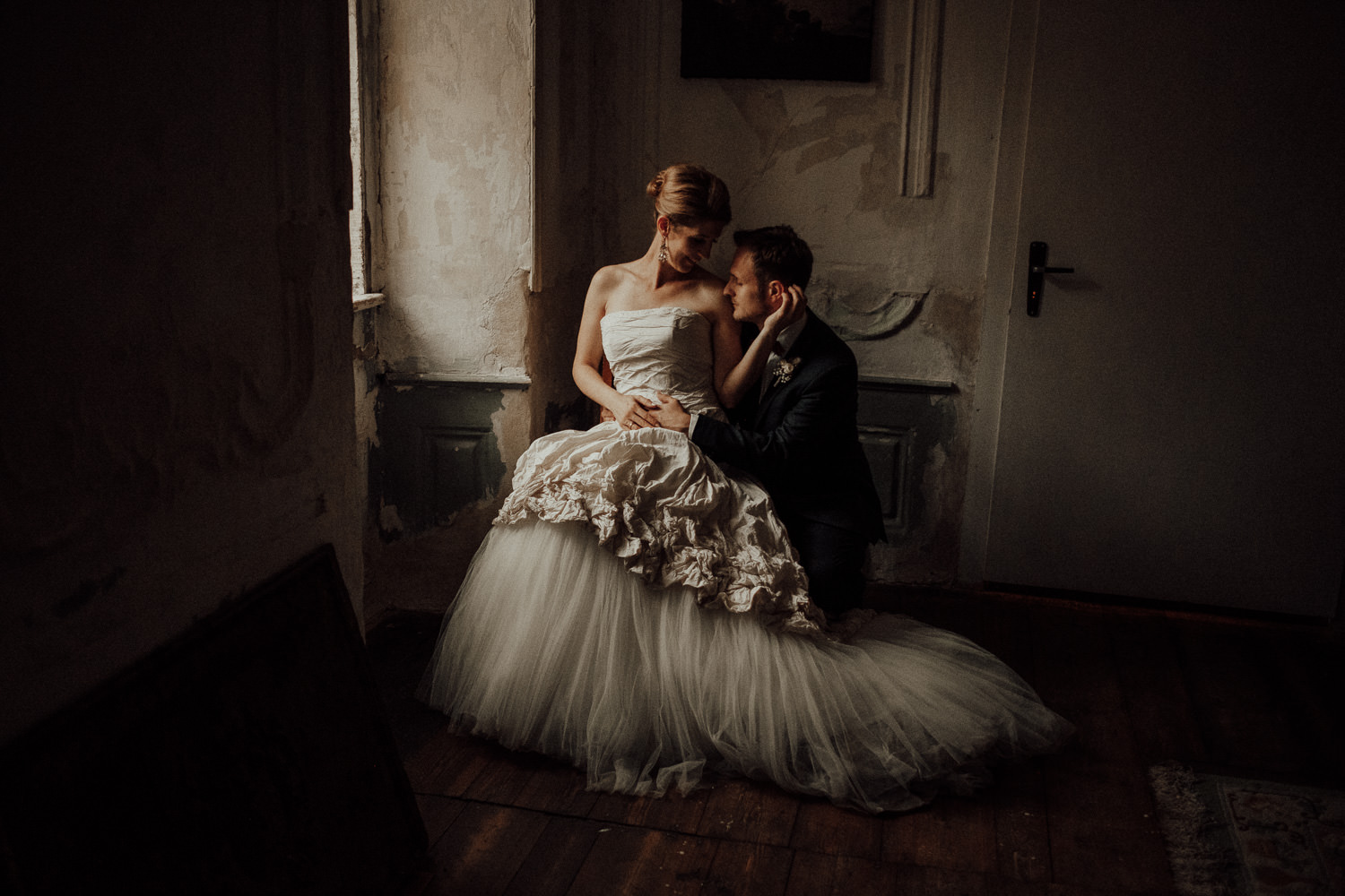 Hochzeitsfotos-Hochzeitslocation-Würzburg-Hochzeitsfotograf-Aachen-Köln-NRW-Bonn-Top-Hochzeitsfotografen-Reportage-Storytelling-Preise-Kevin Biberbach-KEVIN Fotografie-48.jpg