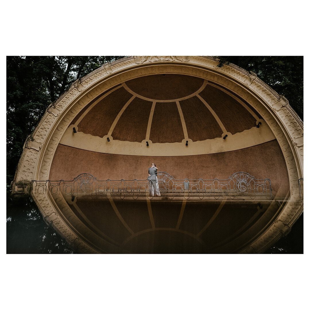 'First dance moment' ♡
⠀⠀⠀⠀⠀⠀⠀⠀⠀
Vergangenen Samstag durfte ich an der Hochzeit von Sarah &amp; Akim einen au&szlig;ergew&ouml;hnlichen &quot;First Dance&quot; Moment einfangen. Da in M&ouml;nchengladbach auf Grund der aktuellen Bestimmungen eine Fei