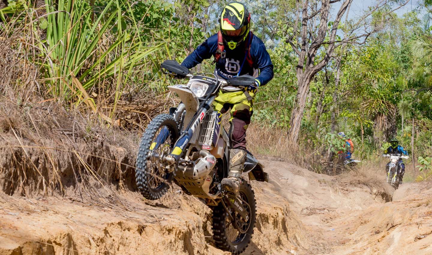 dirt bike tours near me