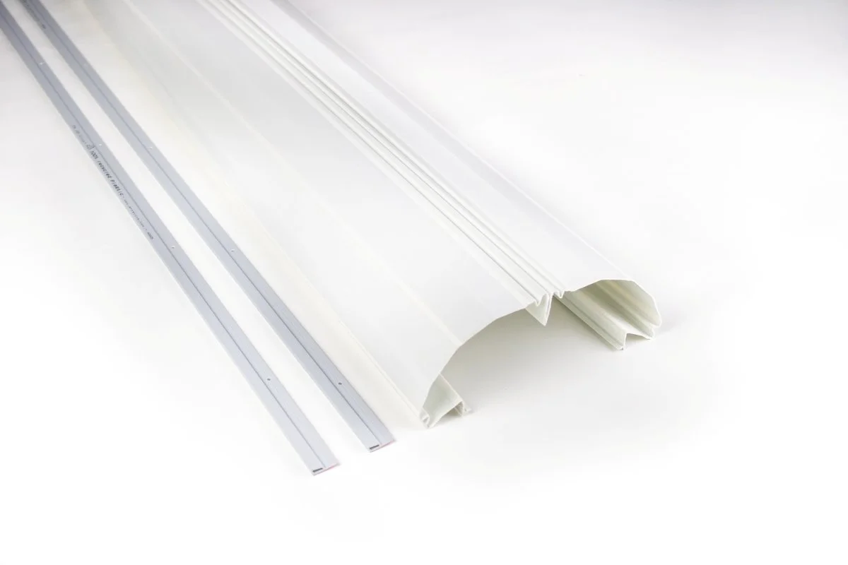 FA Extreme - white - recycled clicks (1).jpg