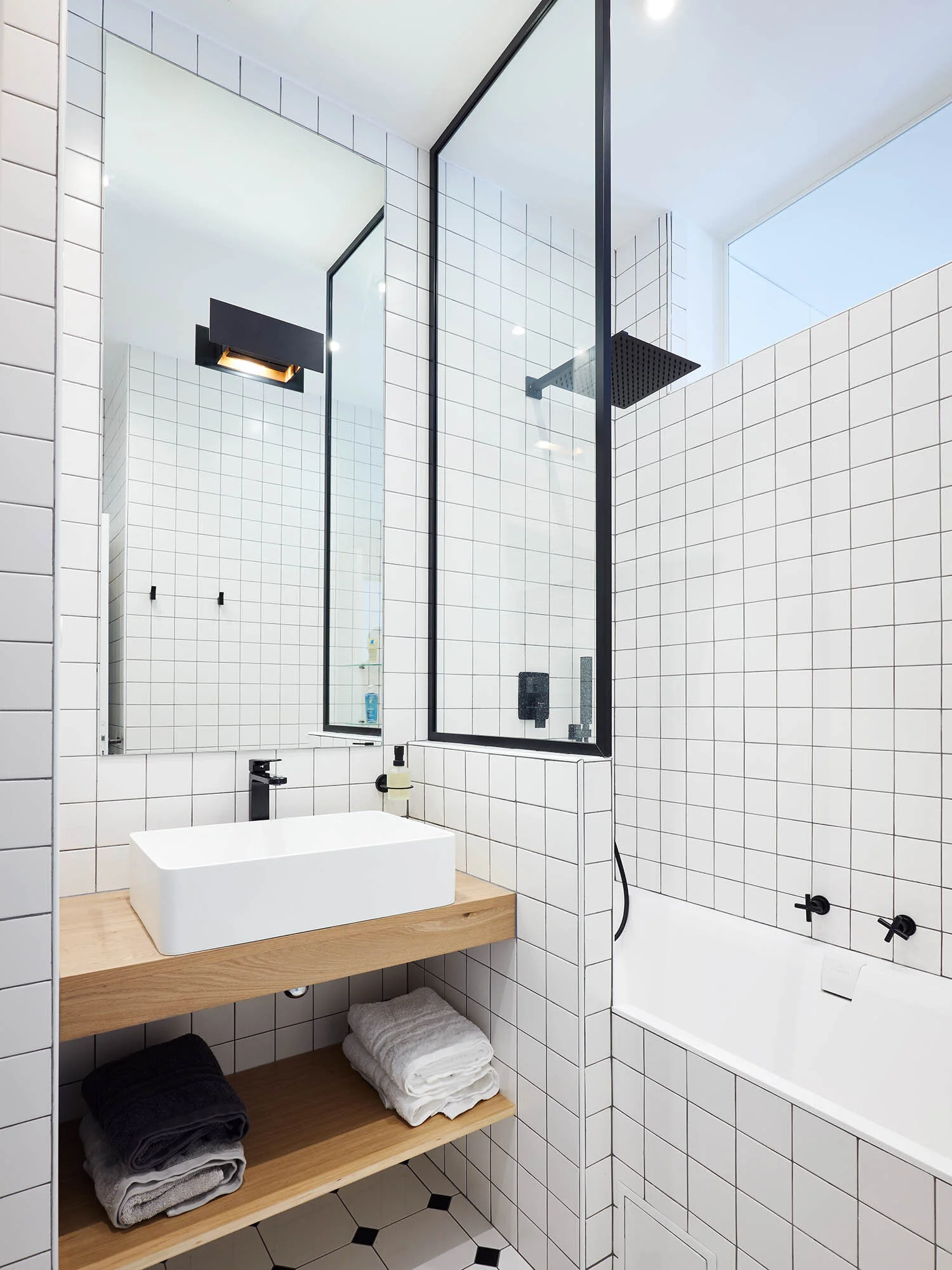 JCPCDR _ Appartement rue St Denis Paris016 Copyright David Foessel.jpg