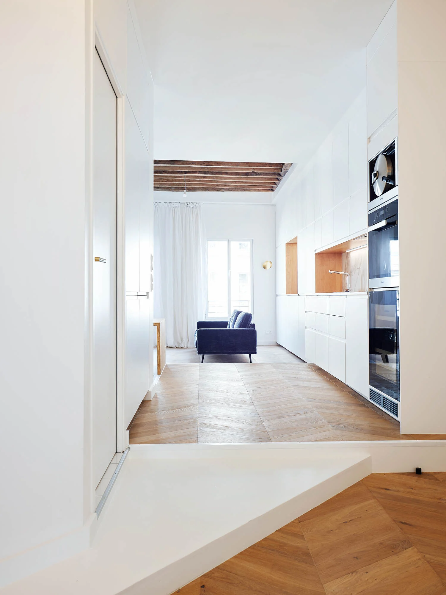 JCPCDR _ Appartement rue St Denis Paris027 Copyright David Foessel.jpg