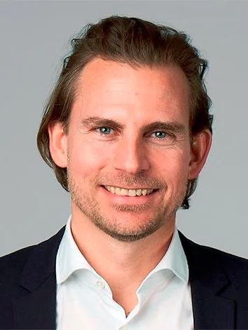 dominique-jakob.jpg