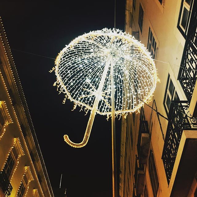 Iconic Lisbon. Lightning up creativity. #lisbonbylight #lightshow #creativewalks