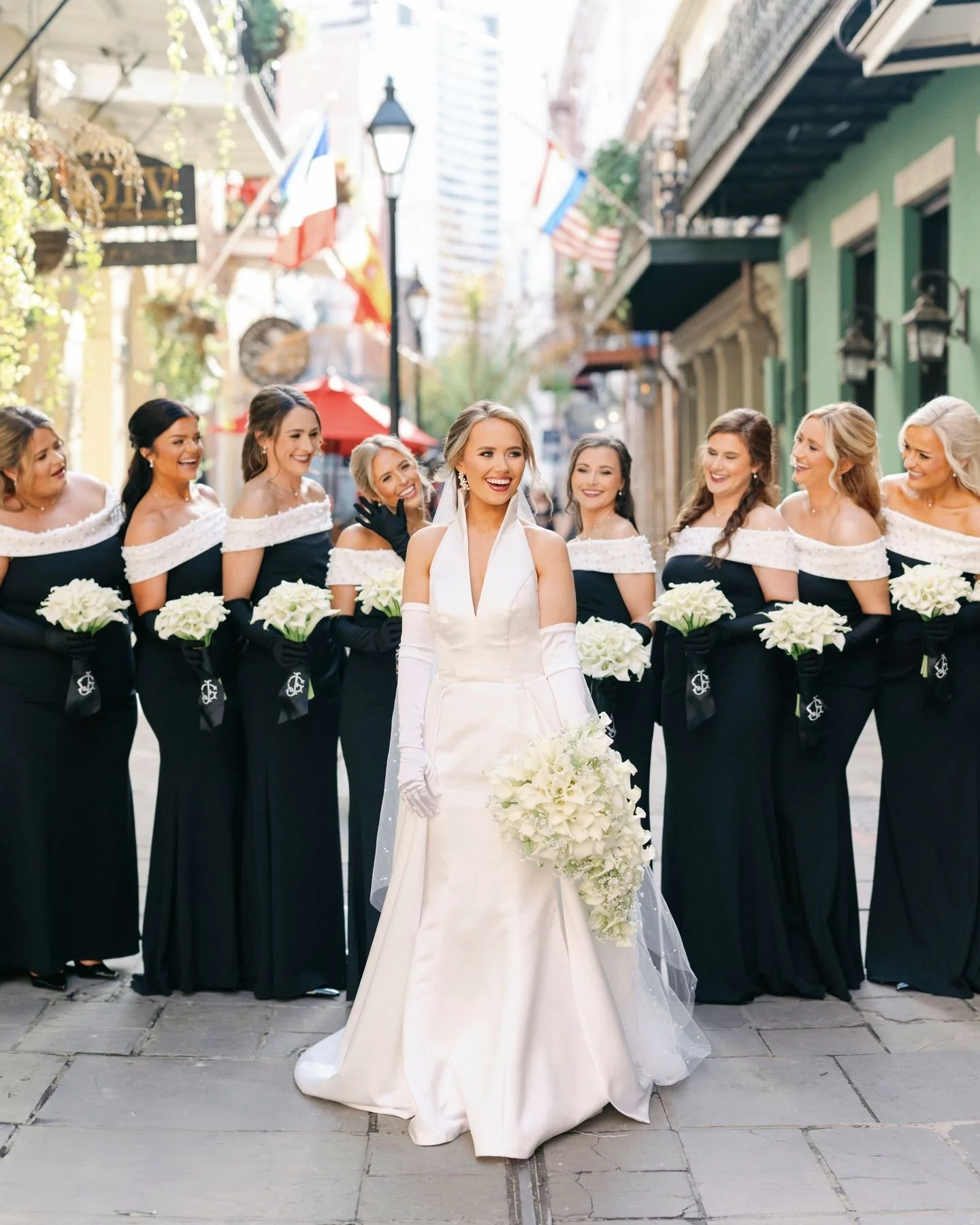 The perfect combination of sophisticated and chic
Planning: @amandapriceevents
Photography: @brennerweddings
Videography: @brennerweddings
Florals: @bellabloomsfloral
#weddingceremony #weddinginspiration #weddinginspo #weddingideas #neworleansweddi