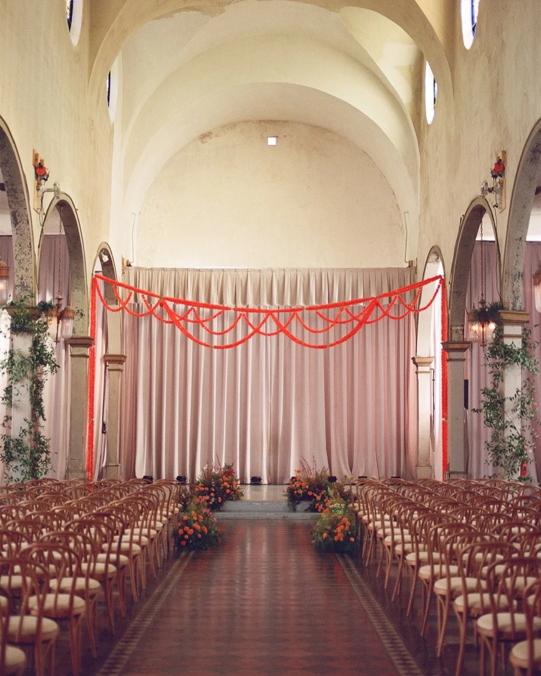 A blend of bold hues and layered textures, carefully curated to reflect their story, their style, their day!

Photographer: @albanykatz
Planner: @amandapriceevents
Venue: @marignyoperahouse
Hair Stylist: Moe Chapman�
Makeup Artist: Wendy Karcher
Flor