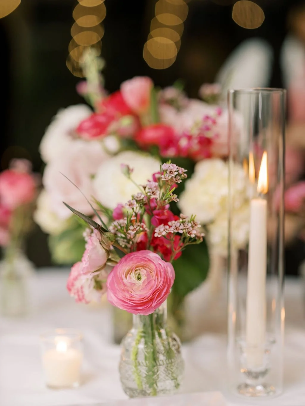 A pink and green palette that feels right at home in the beauty of Brennan&rsquo;s 🩷💚

Photographer:&nbsp;@peonyweddingphoto
Planner:&nbsp;@amandapriceevents
Venue:&nbsp;@brennansnola
Florist:&nbsp;@urbanearthstudios
Rentals:&nbsp;@truevaluerental
