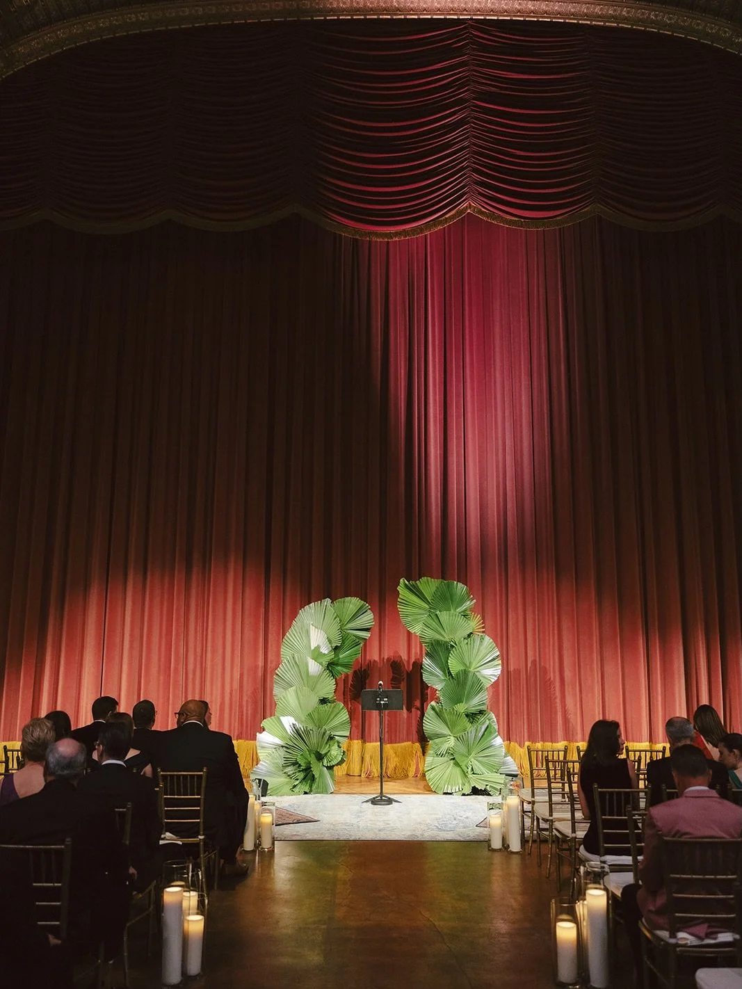 A ceremony space with this much drama deserves a design that rises to the occasion. 

And that&rsquo;s exactly what this exceptional team created for K+A!

Photographer: @septembercompany
Planner: @amandapriceevents
Venue: @orpheumnola
Florist: @kowh