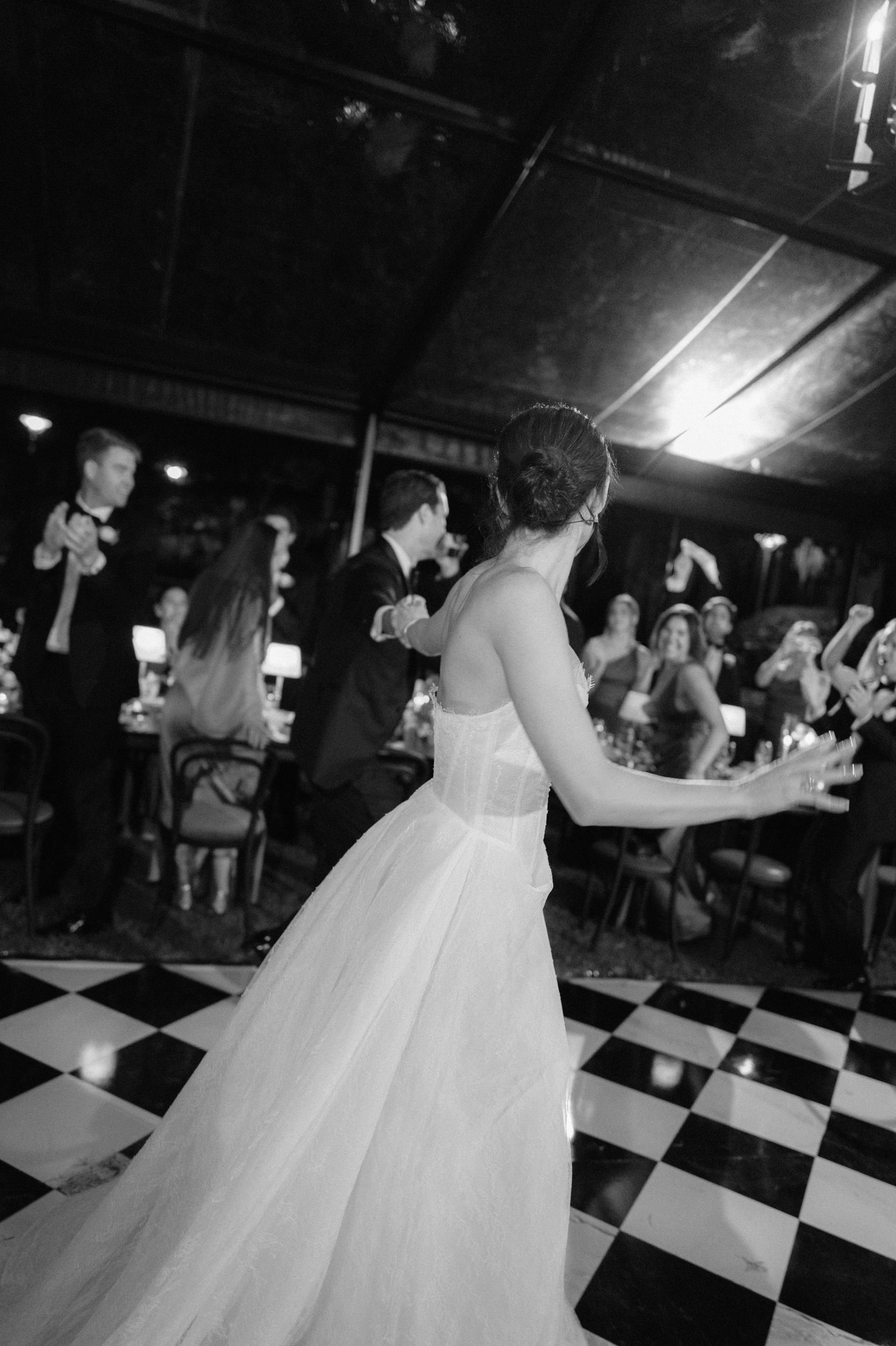 noma-museum-tent-wedding-outdoor-amanda-price-events-first-dance-reception