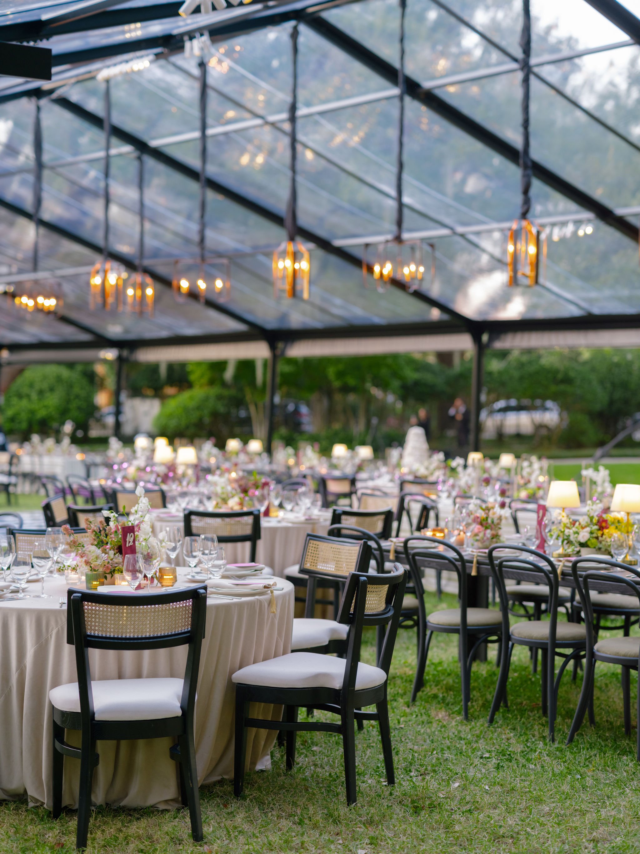 noma-sculpture-garden-wedding-outdoor-tent-amanda-price-events-wedding-planner