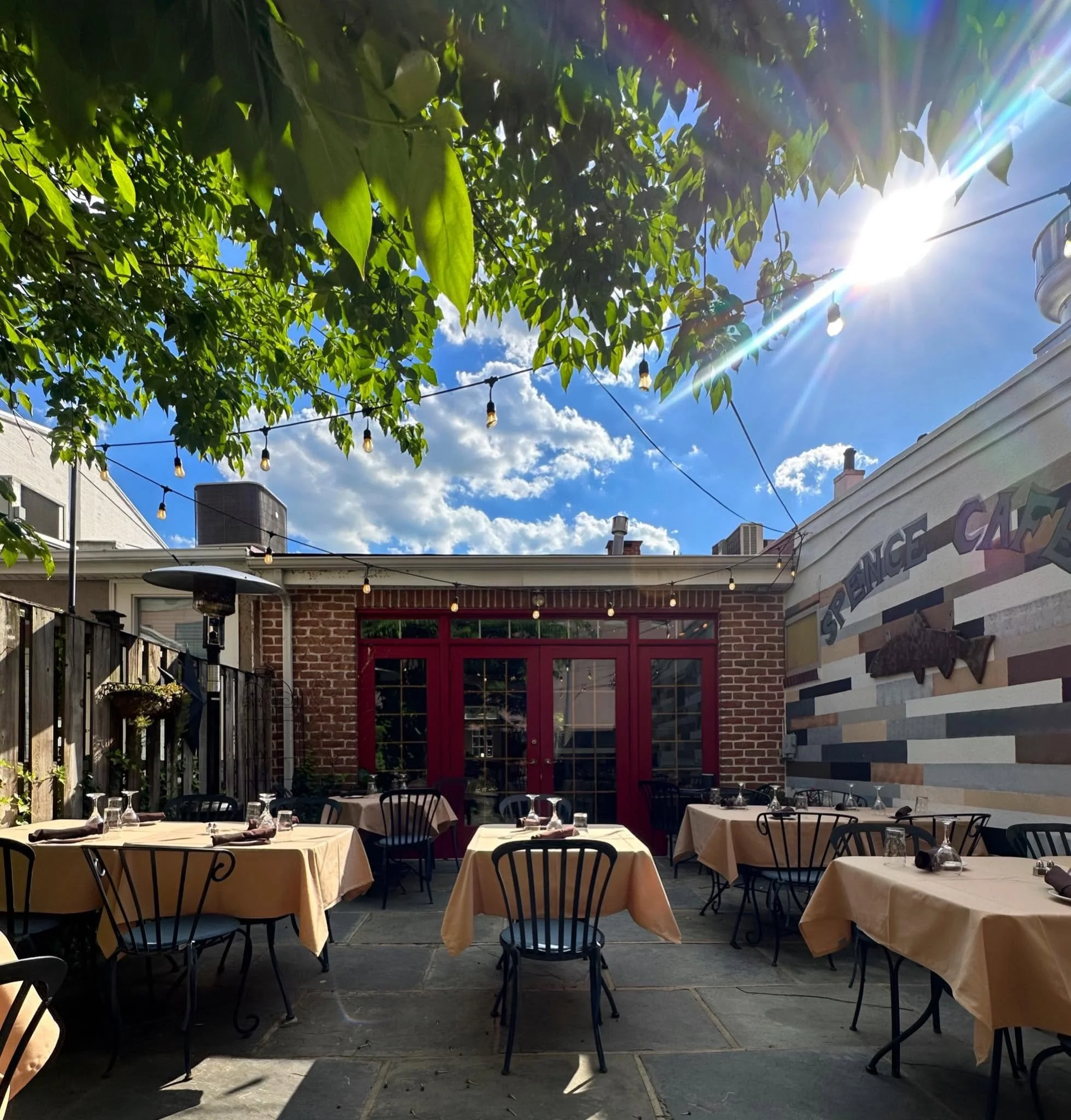 PATIO.jpg