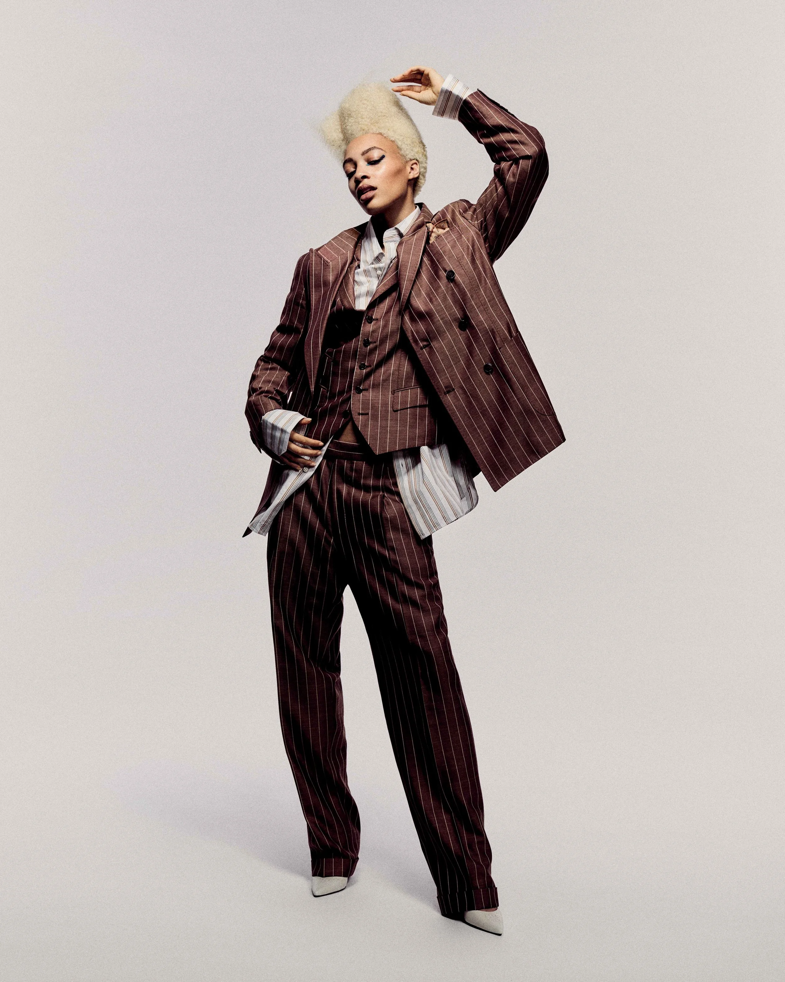 Creative_Kristienne_Shot_01-0871-V2.jpg