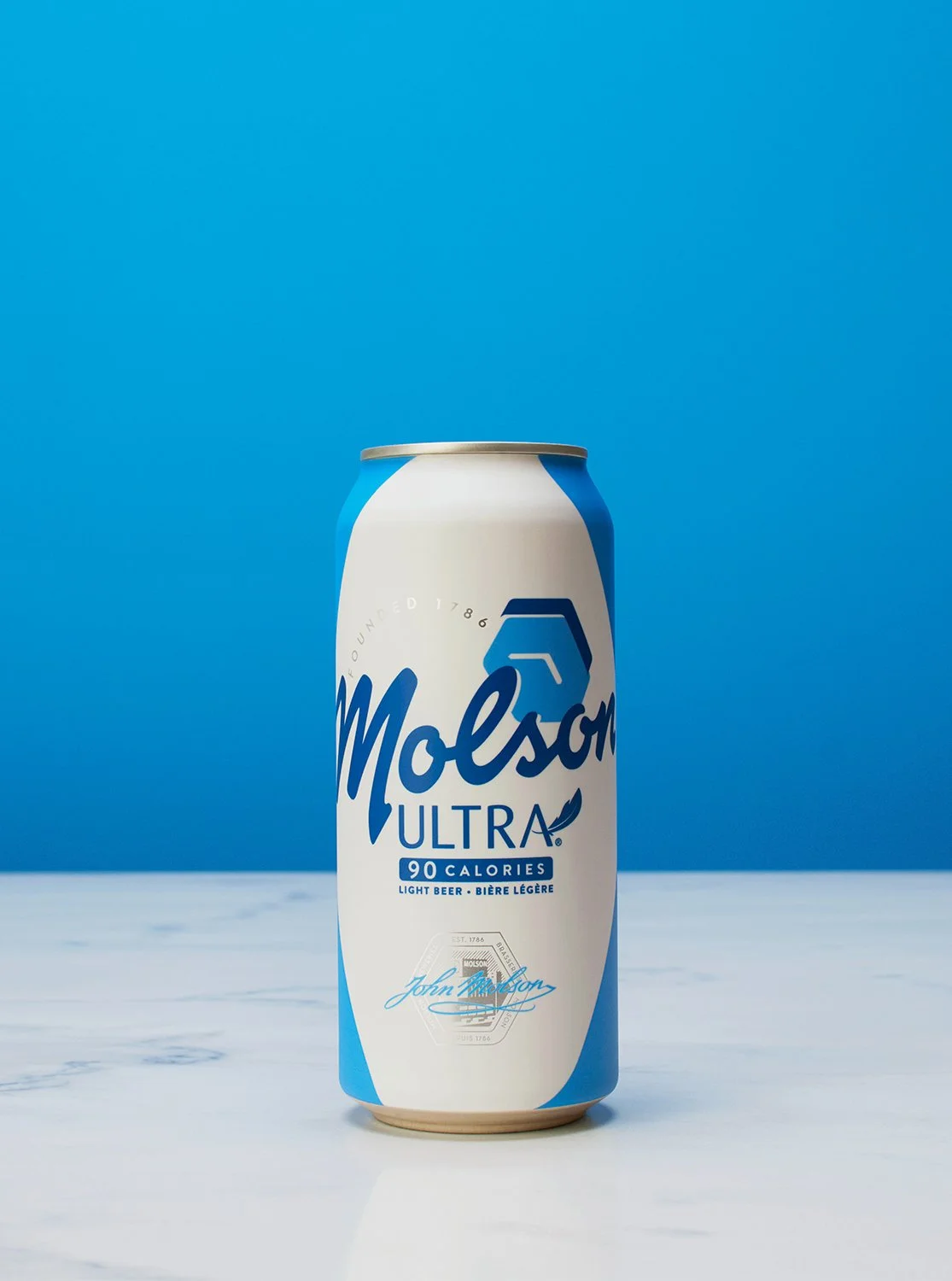 Molson_Blue_075-HERO.jpg