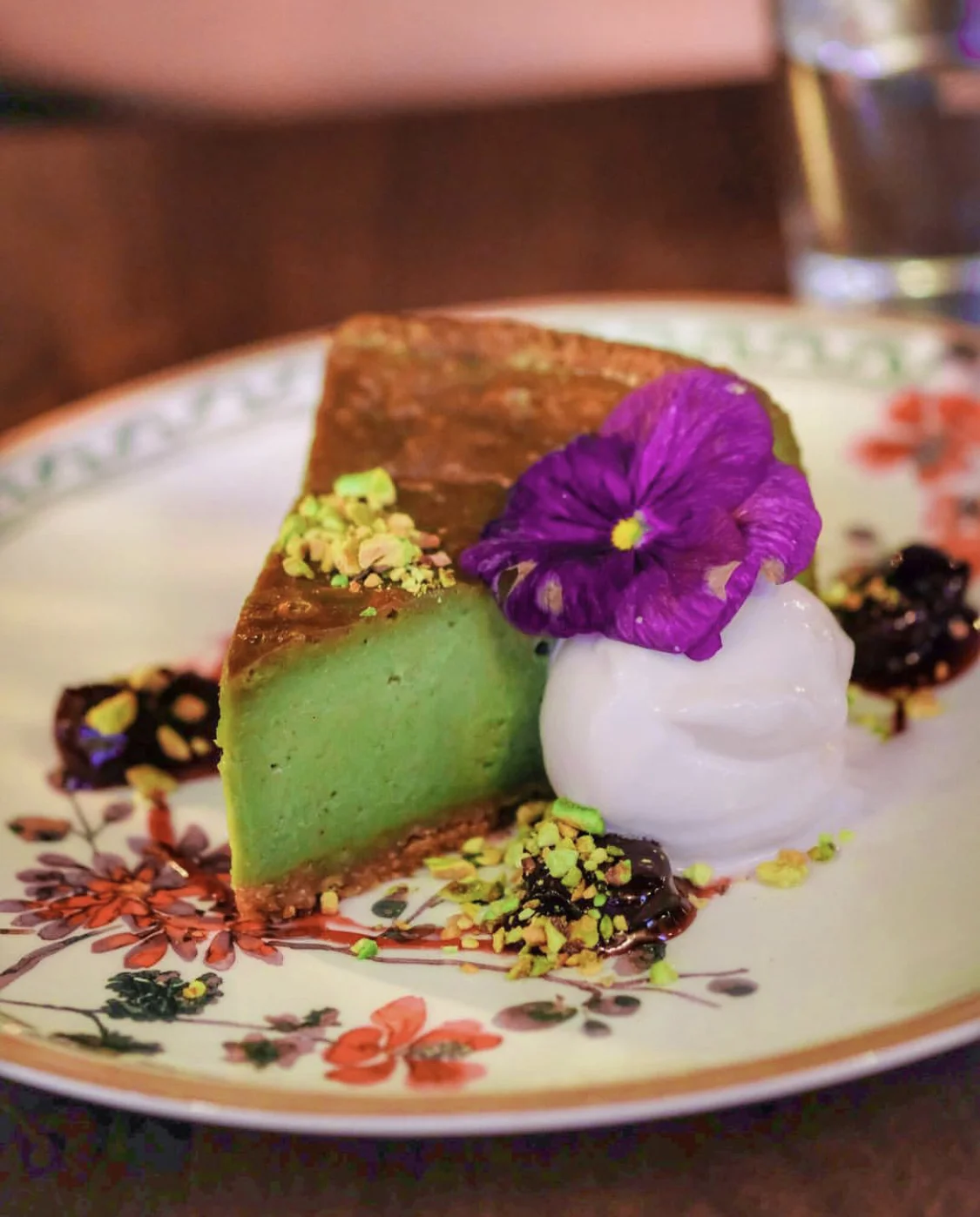 Vegan pistachio cheesecake