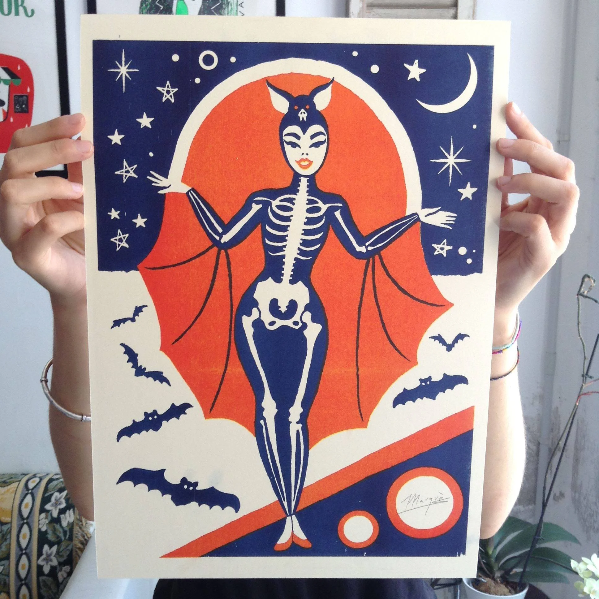bat_girl_illustration_el_marques_barcelona.jpeg