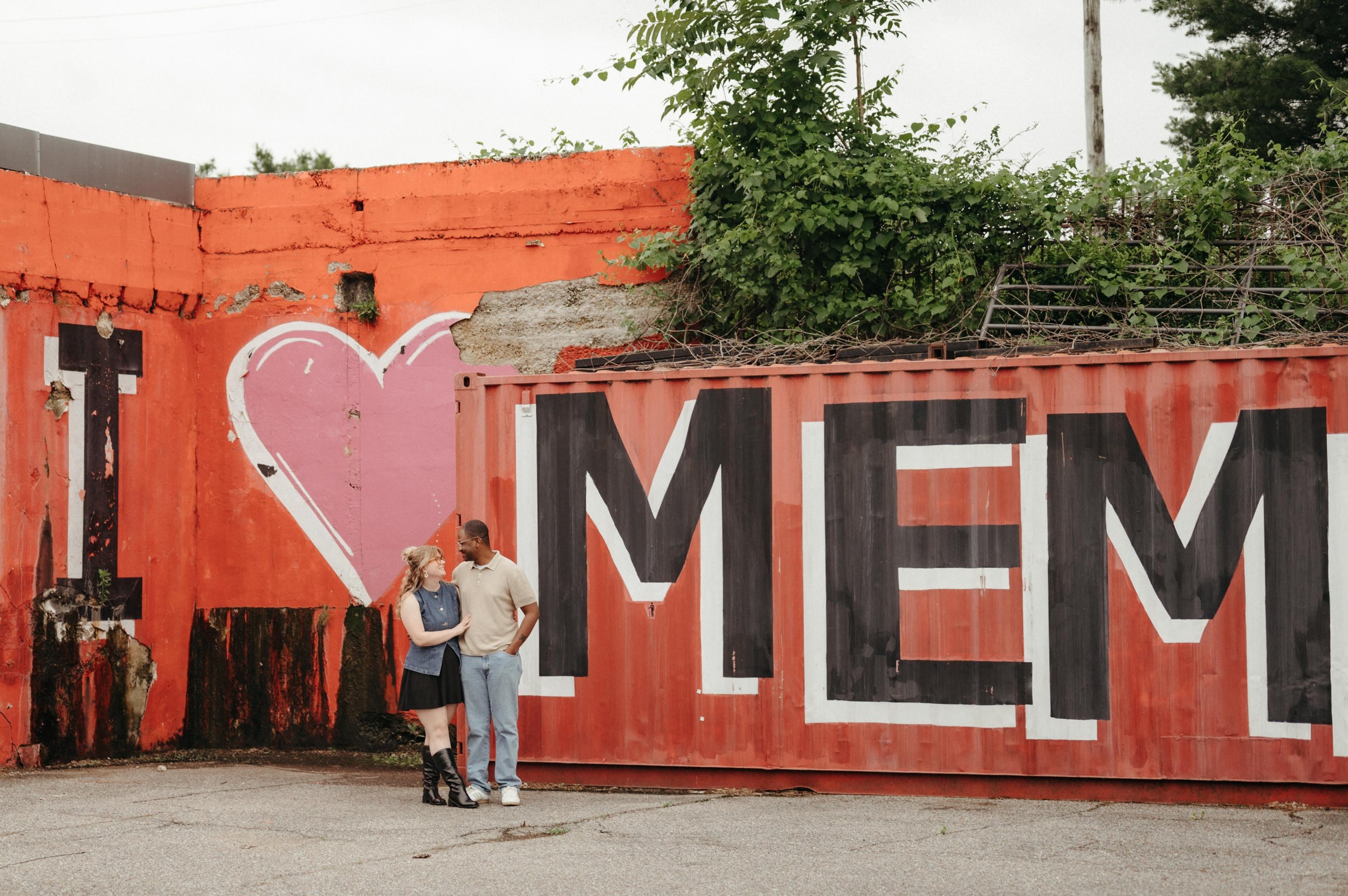 Moody Memphis wedding photographer, Memphis documentary wedding photographer, editorial Memphis wedding photographer, Midtown Memphis engagement session, Memphis engagement session ideas