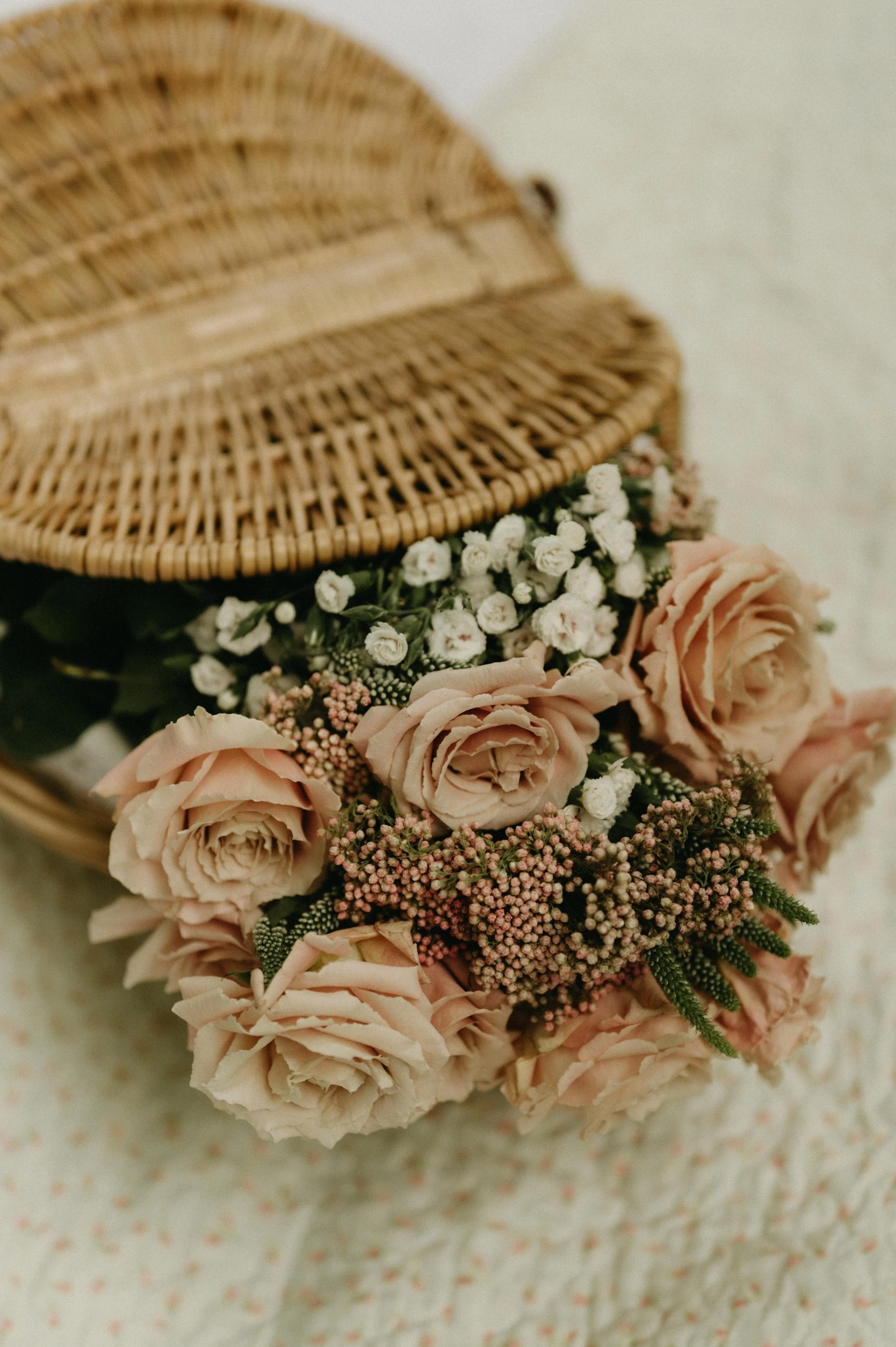 Picnic engagement session in Memphis Tennesse, moody Memphis wedding photographer, cinematic Memphis wedding photographer, Memphis documentary wedding photographer, Memphis engagement photos, Shelby Farms engagement photos