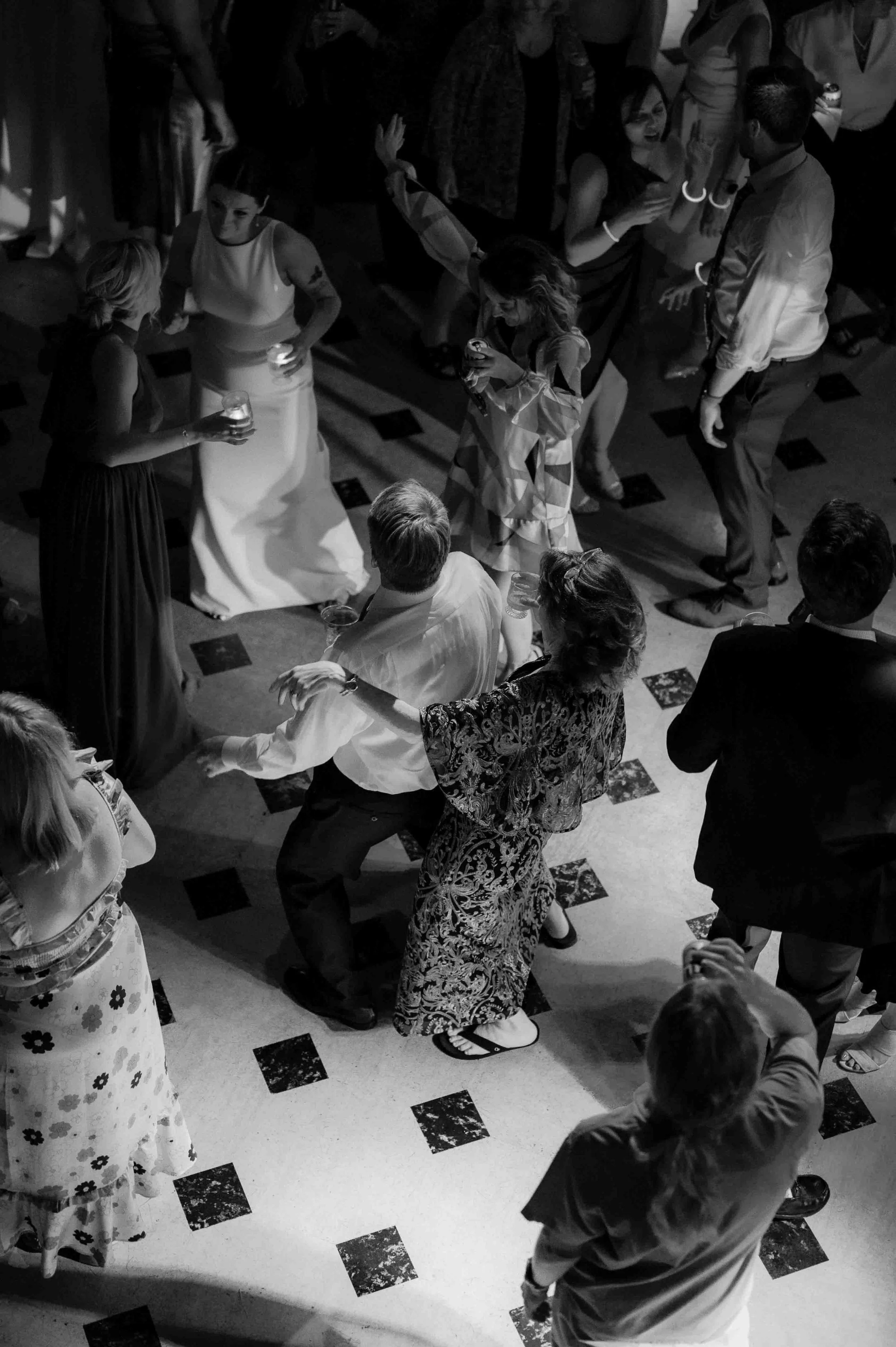 Memphis Pink Palace Museum of Science and History wedding, moody Memphis wedding photographer, cinematic Memphis wedding photographer, Memphis documentary wedding photographer, Memphis museum wedding, editorial Memphis wedding photographer