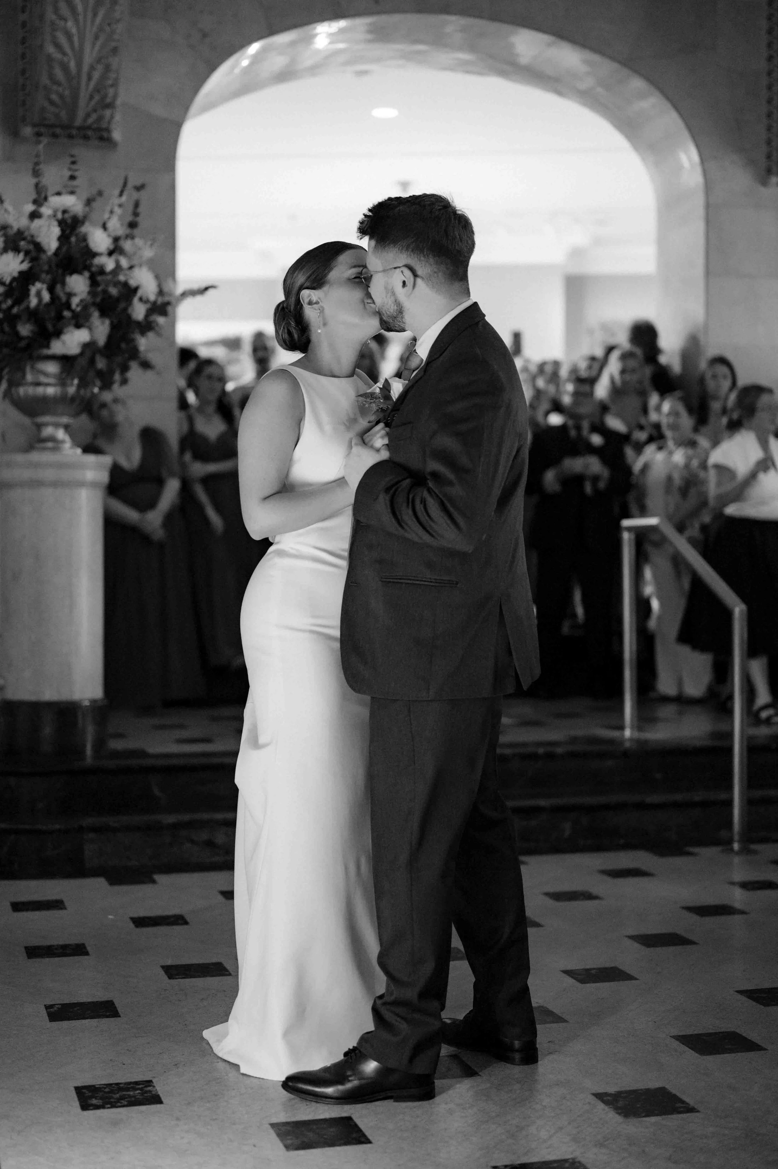 Memphis Pink Palace Museum of Science and History wedding, moody Memphis wedding photographer, cinematic Memphis wedding photographer, Memphis documentary wedding photographer, Memphis museum wedding, editorial Memphis wedding photographer