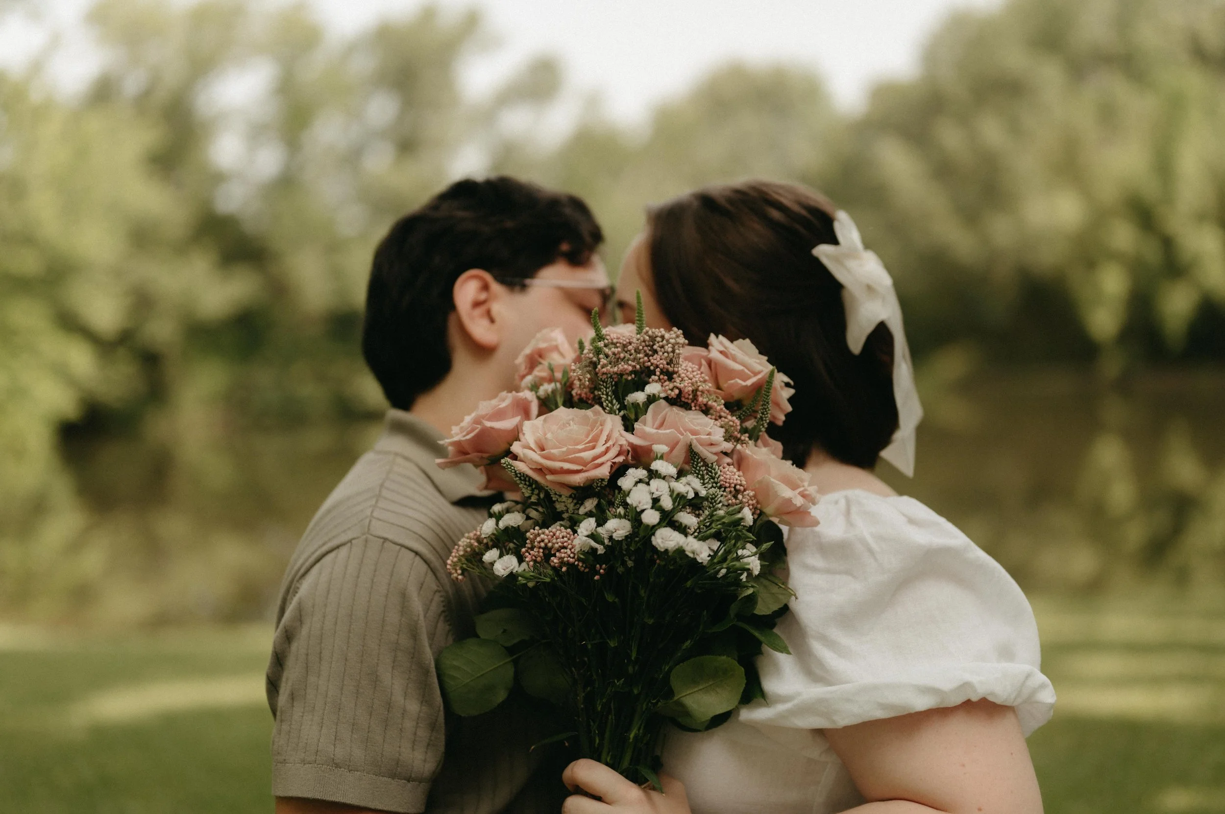 Picnic engagement session in Memphis Tennesse, moody Memphis wedding photographer, cinematic Memphis wedding photographer, Memphis documentary wedding photographer, Memphis engagement photos, Shelby Farms engagement photos