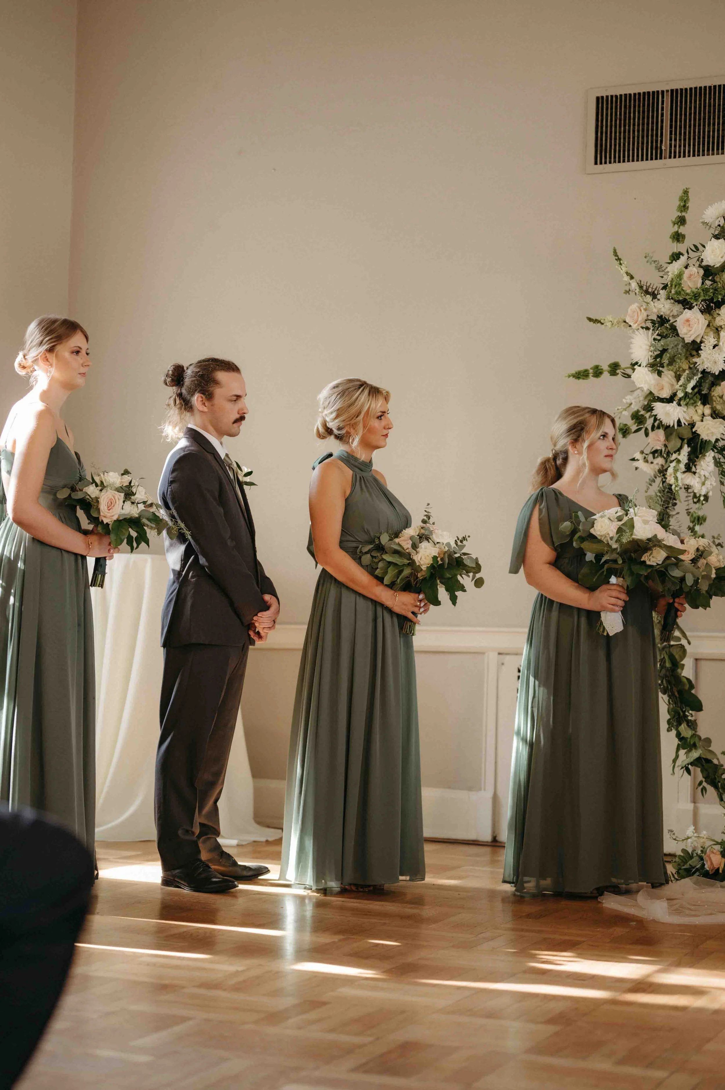 Memphis Pink Palace Museum of Science and History wedding, moody Memphis wedding photographer, cinematic Memphis wedding photographer, Memphis documentary wedding photographer, Memphis museum wedding, editorial Memphis wedding photographer