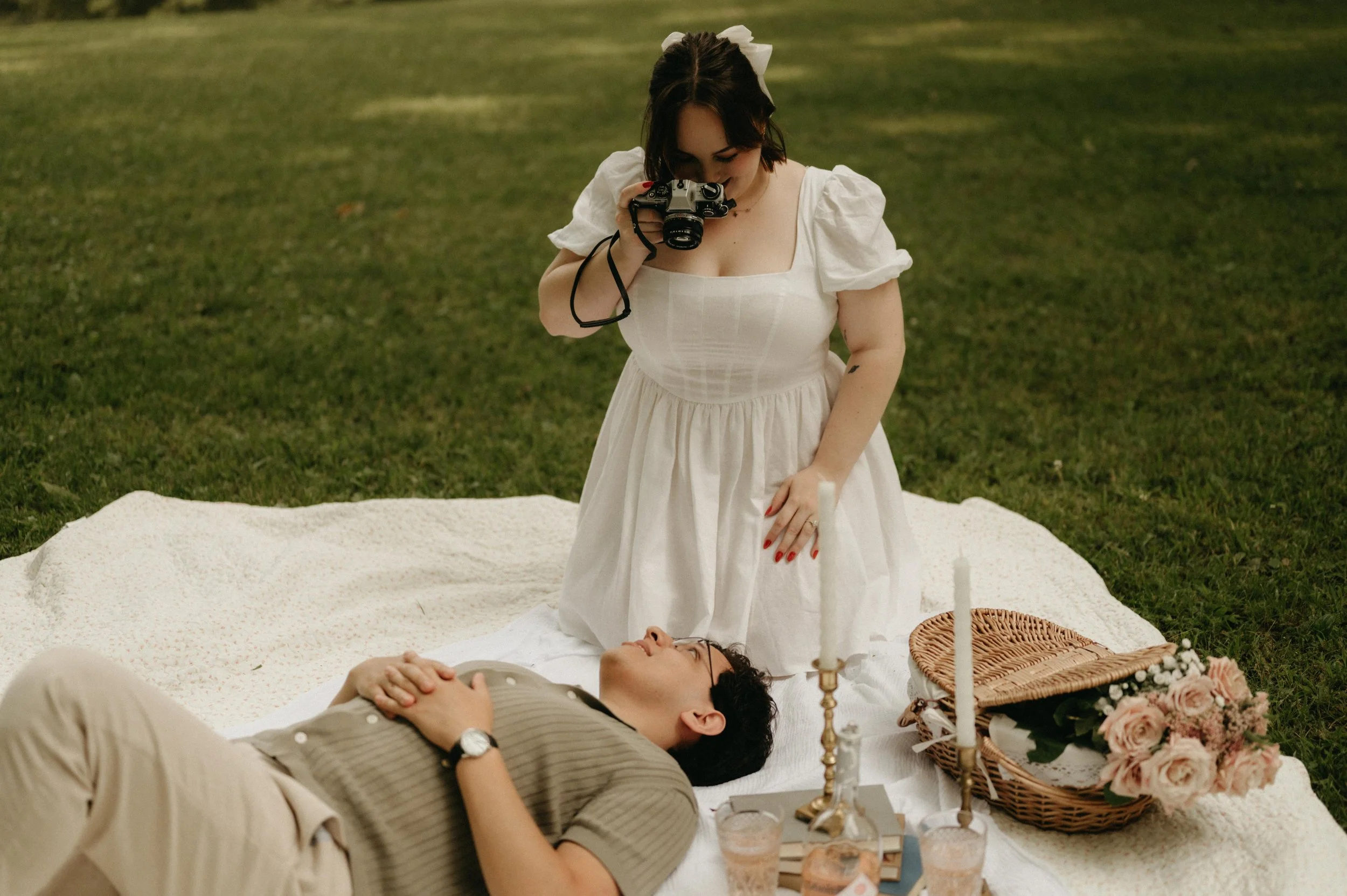 Picnic engagement session in Memphis Tennesse, moody Memphis wedding photographer, cinematic Memphis wedding photographer, Memphis documentary wedding photographer, Memphis engagement photos, Shelby Farms engagement photos