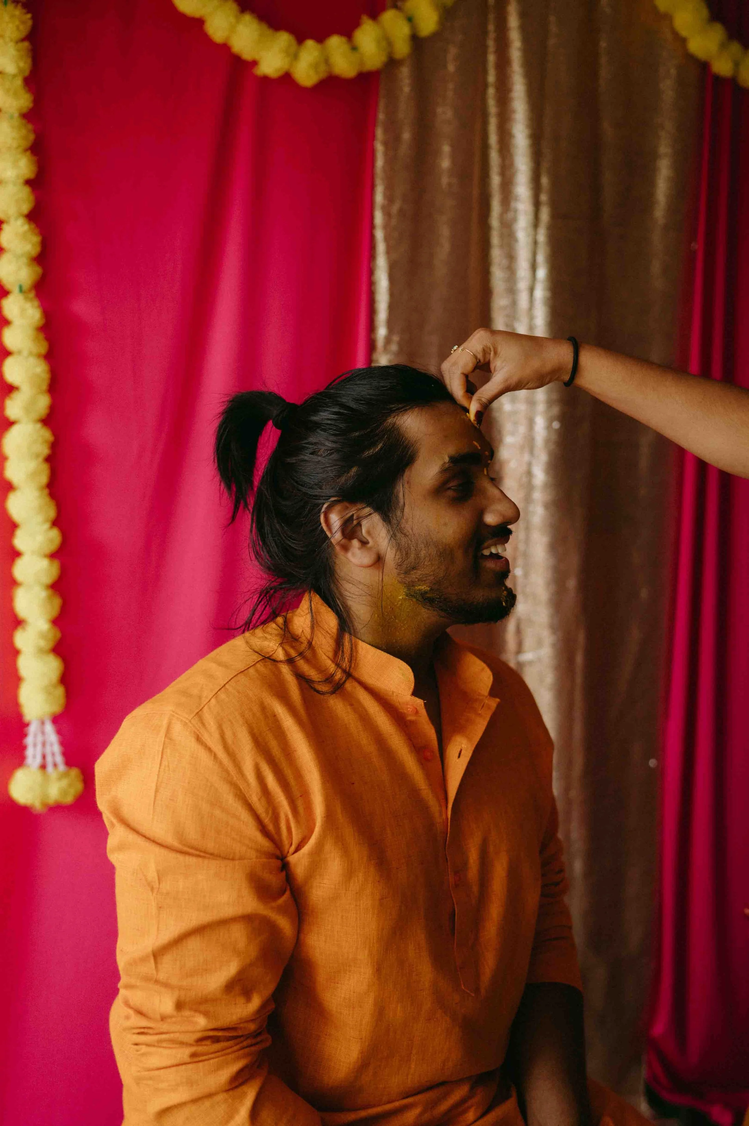 Moody Memphis wedding photographer Sri Lankan Haldi ceremony Memphis documentary wedding photographer cinematic Memphis wedding photographer editorial Memphis wedding photographer