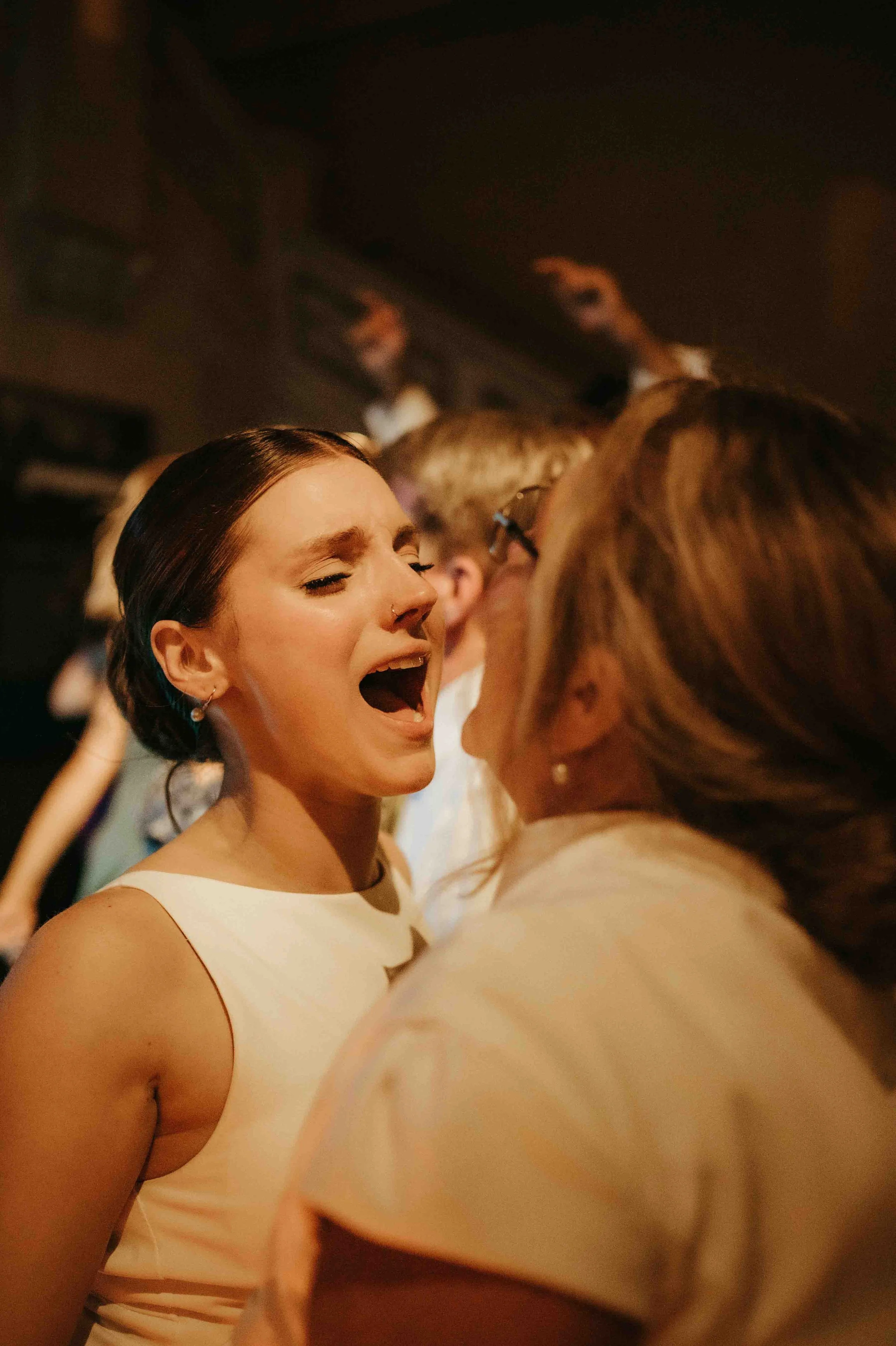 Memphis Pink Palace Museum of Science and History wedding, moody Memphis wedding photographer, cinematic Memphis wedding photographer, Memphis documentary wedding photographer, Memphis museum wedding, editorial Memphis wedding photographer