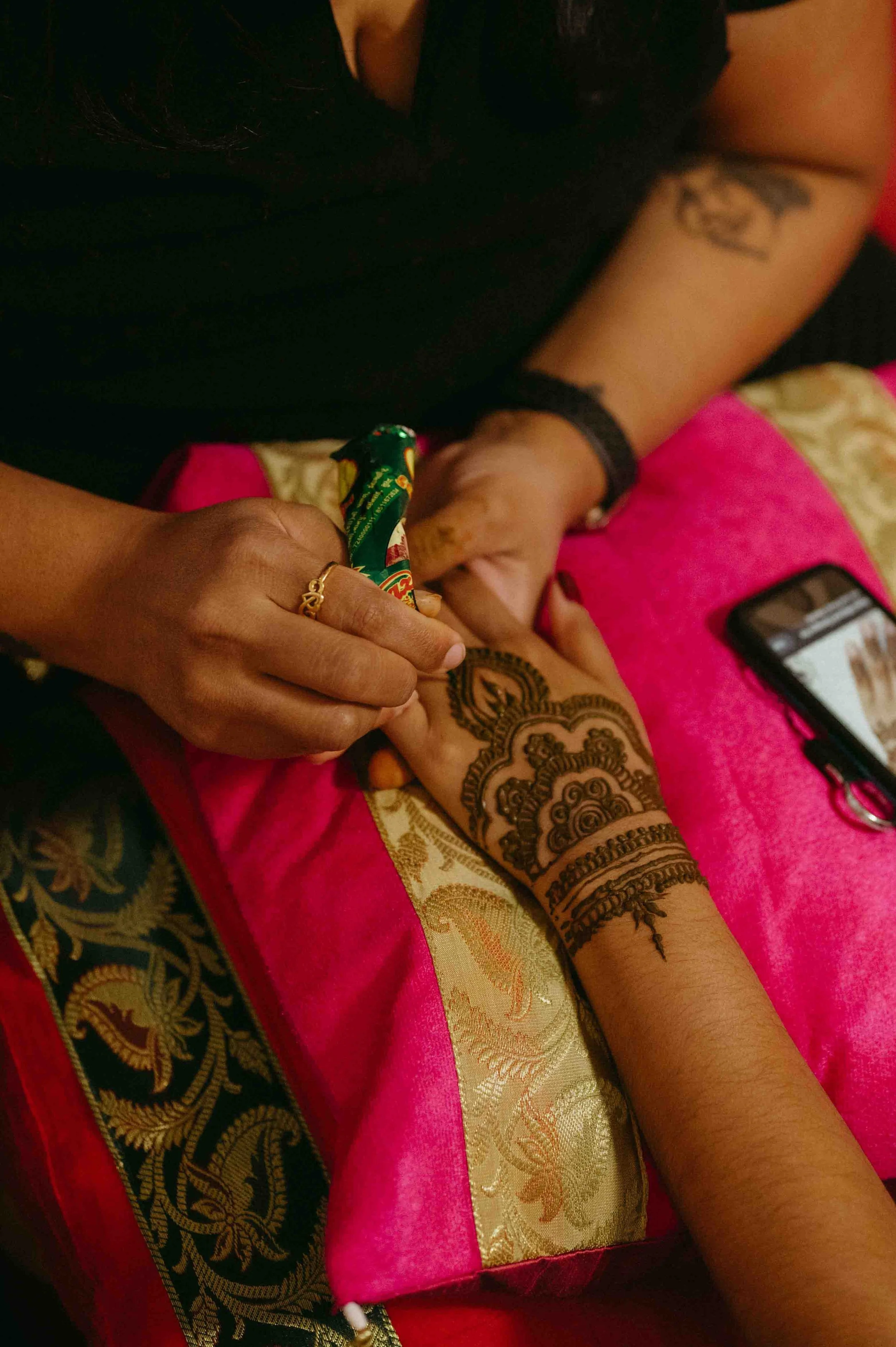 Moody Memphis wedding photographer Sri Lankan Mehndi ceremony Memphis documentary wedding photographer cinematic Memphis wedding photographer editorial Memphis wedding photographer