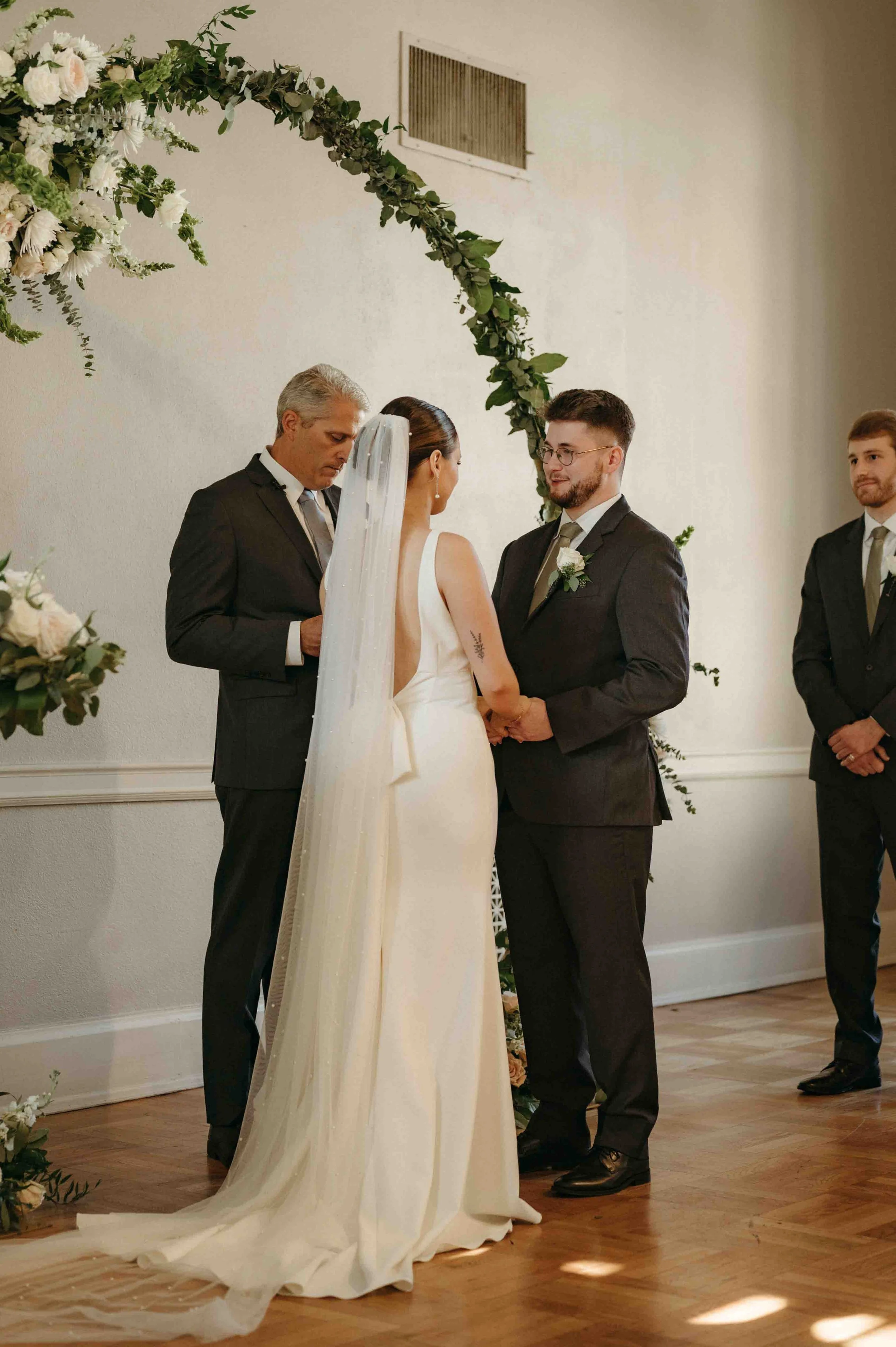 Memphis Pink Palace Museum of Science and History wedding, moody Memphis wedding photographer, cinematic Memphis wedding photographer, Memphis documentary wedding photographer, Memphis museum wedding, editorial Memphis wedding photographer