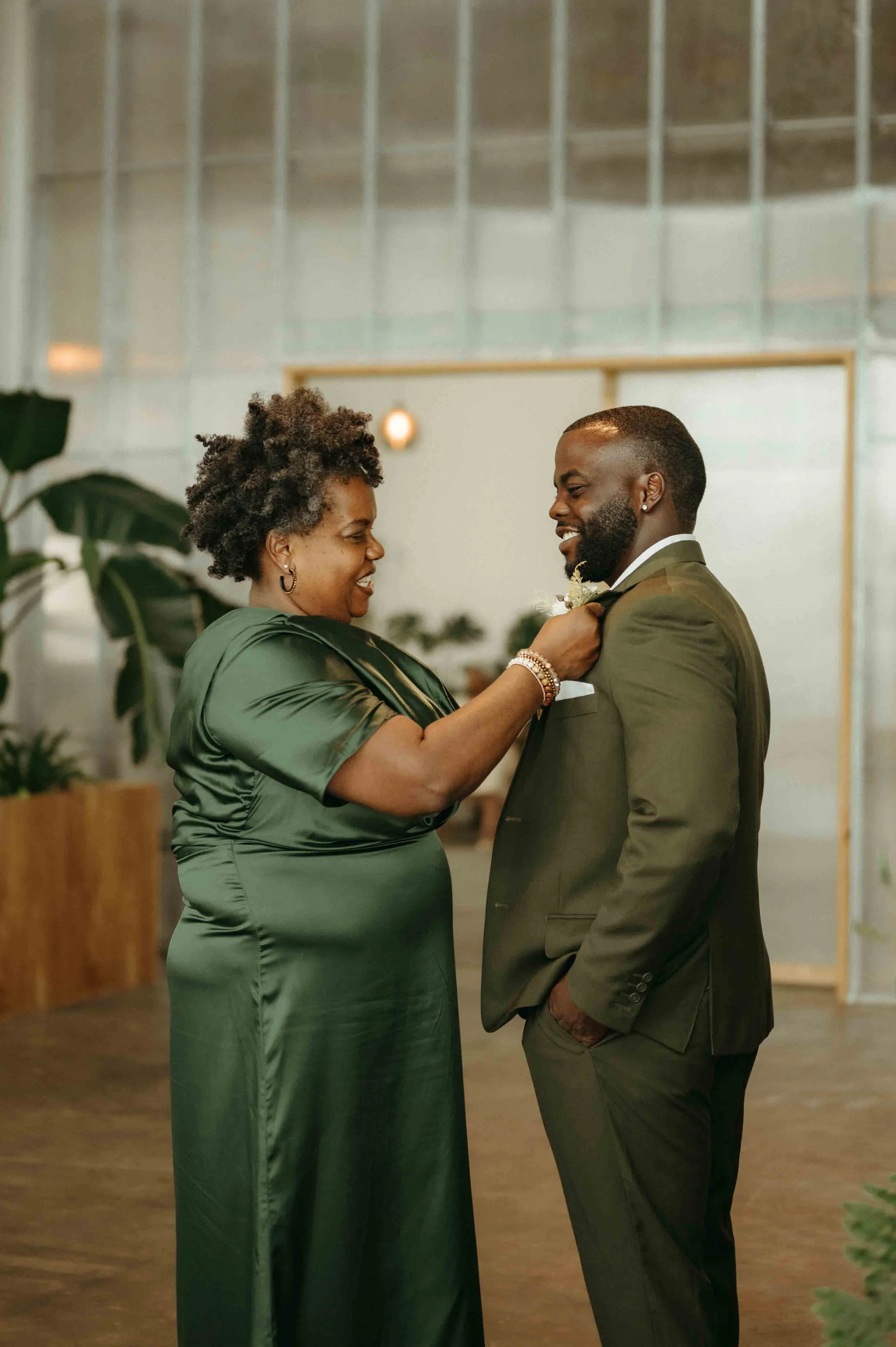 The Plant Jackson wedding, moody Jackson wedding photographer, cinematic Jackson wedding photographer, moody Memphis wedding photographer, cinematic Memphis wedding photographer, Jackson documentary wedding photographer, Memphis documentary wedding