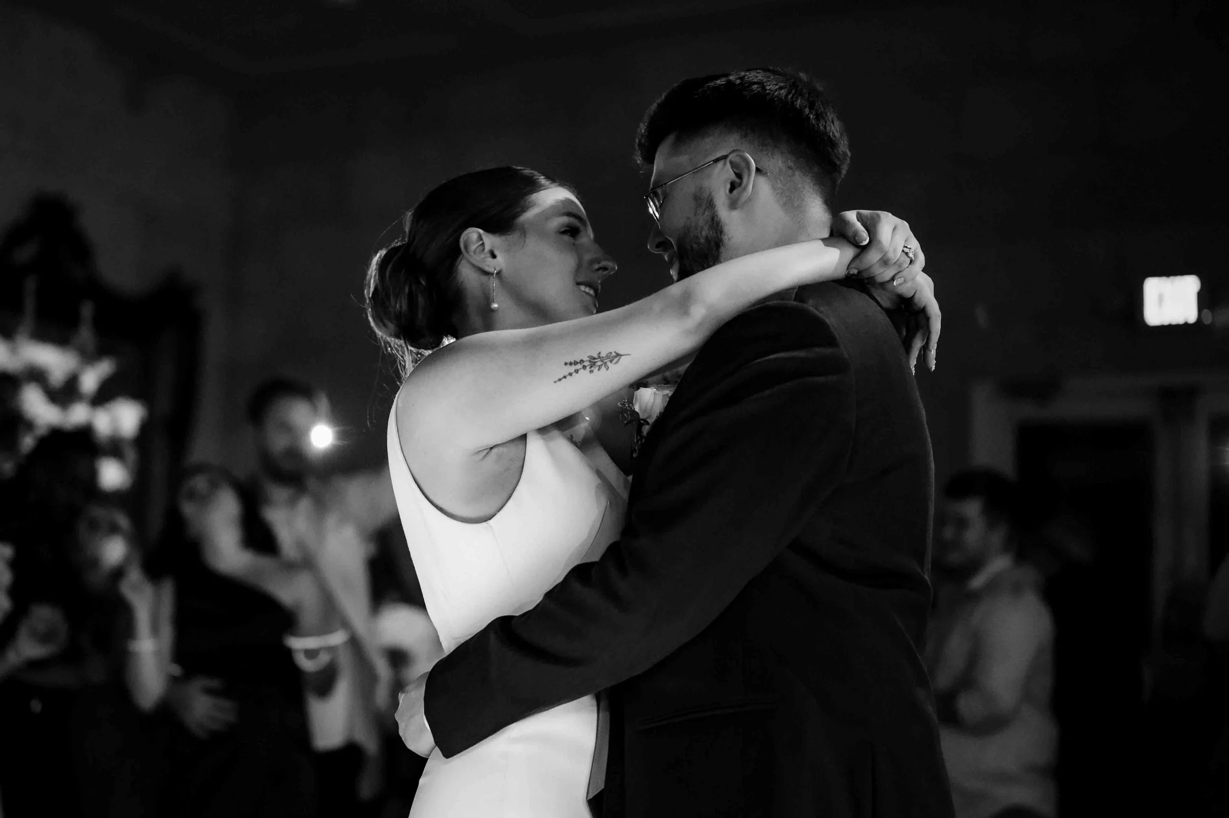 Memphis Pink Palace Museum of Science and History wedding, moody Memphis wedding photographer, cinematic Memphis wedding photographer, Memphis documentary wedding photographer, Memphis museum wedding, editorial Memphis wedding photographer