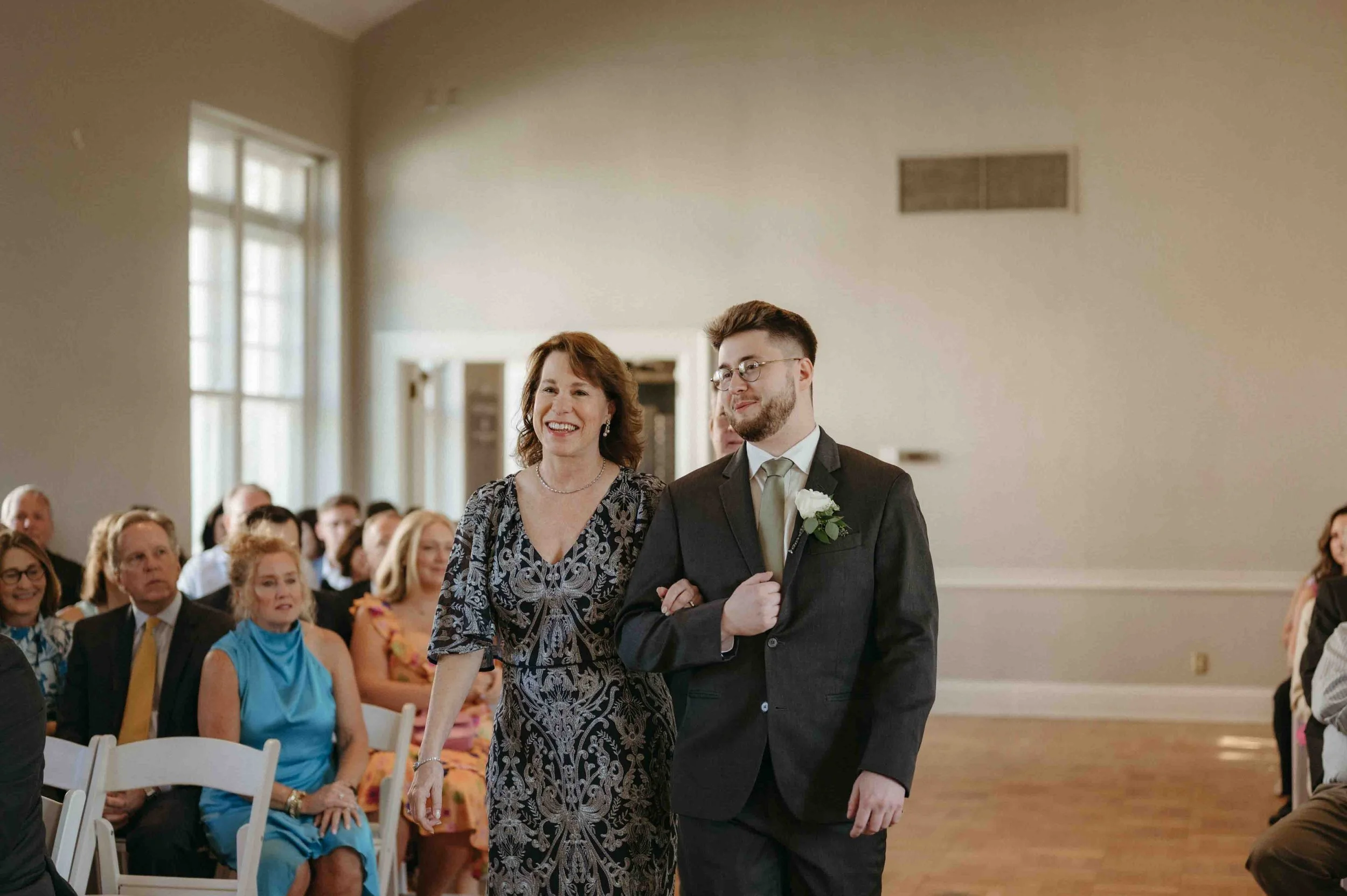 Memphis Pink Palace Museum of Science and History wedding, moody Memphis wedding photographer, cinematic Memphis wedding photographer, Memphis documentary wedding photographer, Memphis museum wedding, editorial Memphis wedding photographer