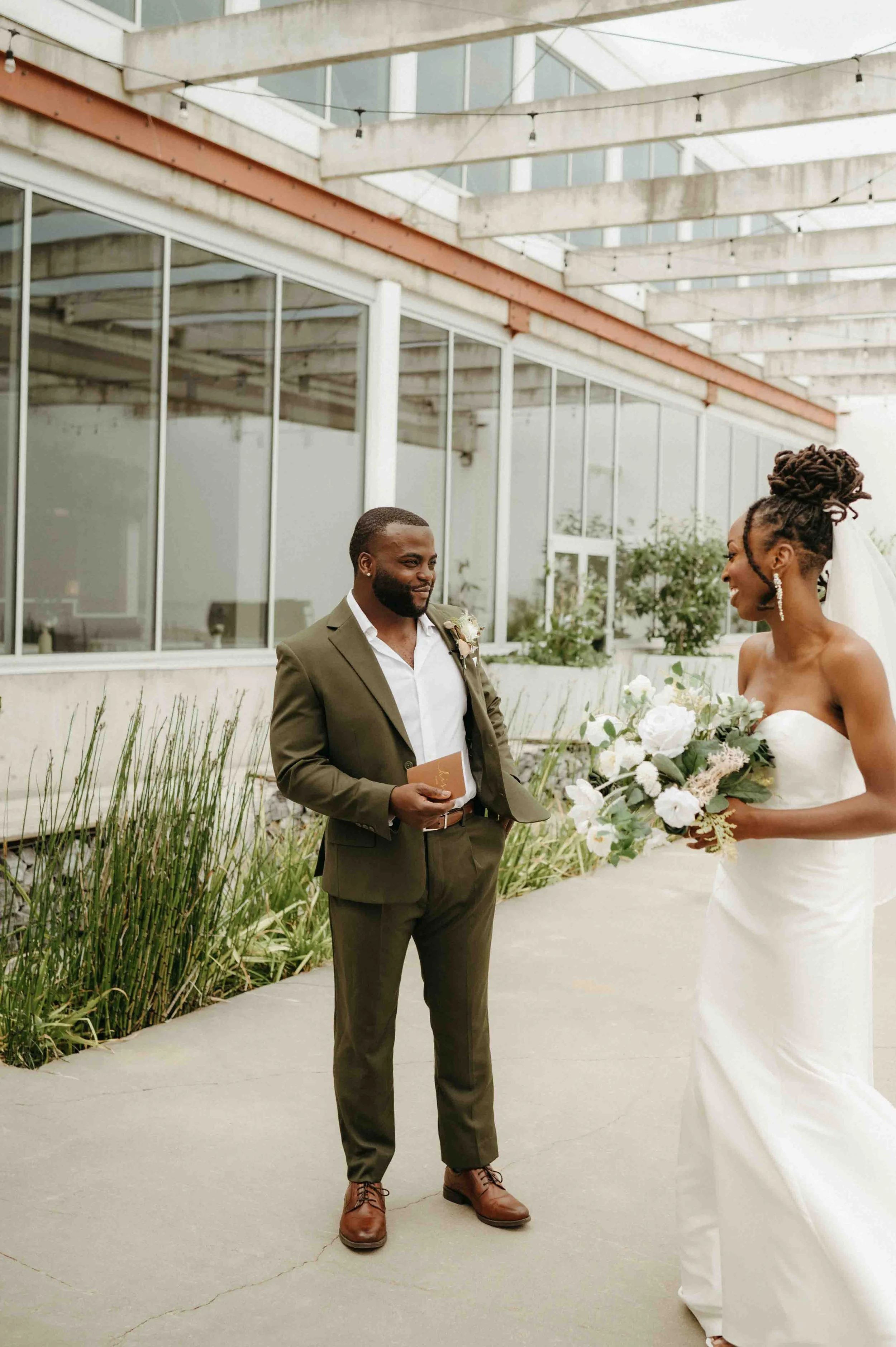 The Plant Jackson wedding, moody Jackson wedding photographer, cinematic Jackson wedding photographer, moody Memphis wedding photographer, cinematic Memphis wedding photographer, Jackson documentary wedding photographer, Memphis documentary wedding