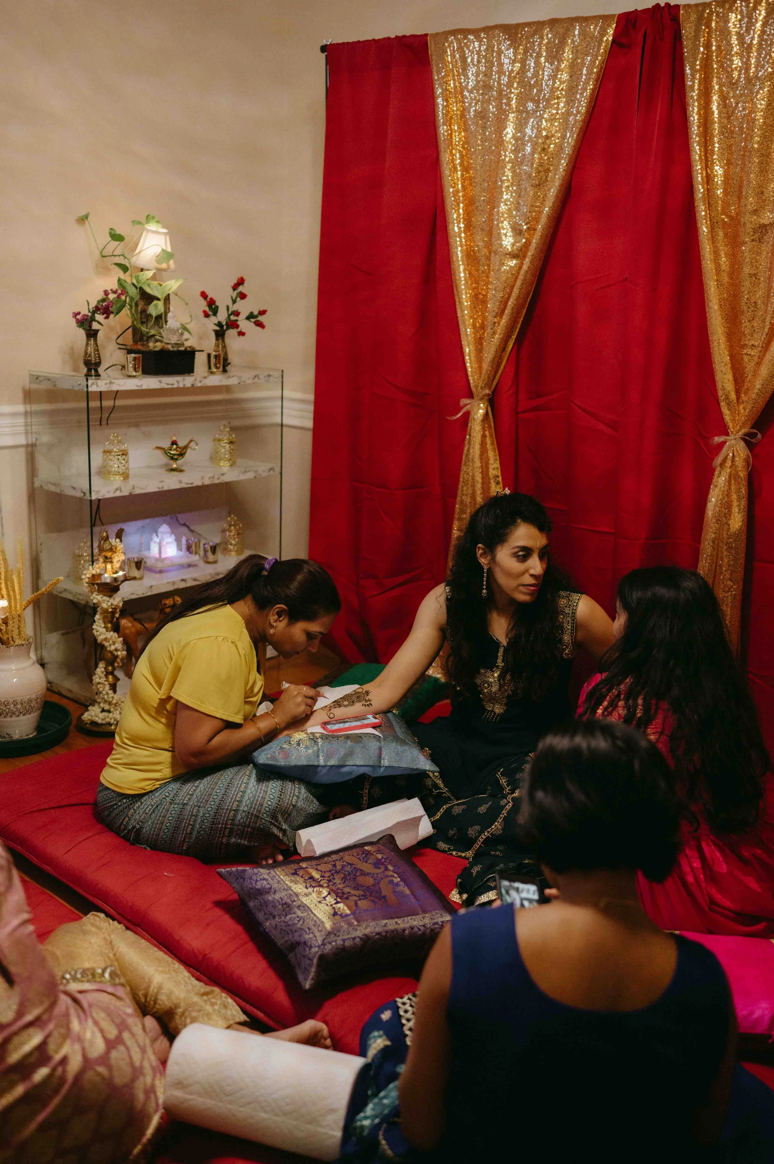 Moody Memphis wedding photographer Sri Lankan Mehndi ceremony Memphis documentary wedding photographer cinematic Memphis wedding photographer editorial Memphis wedding photographer