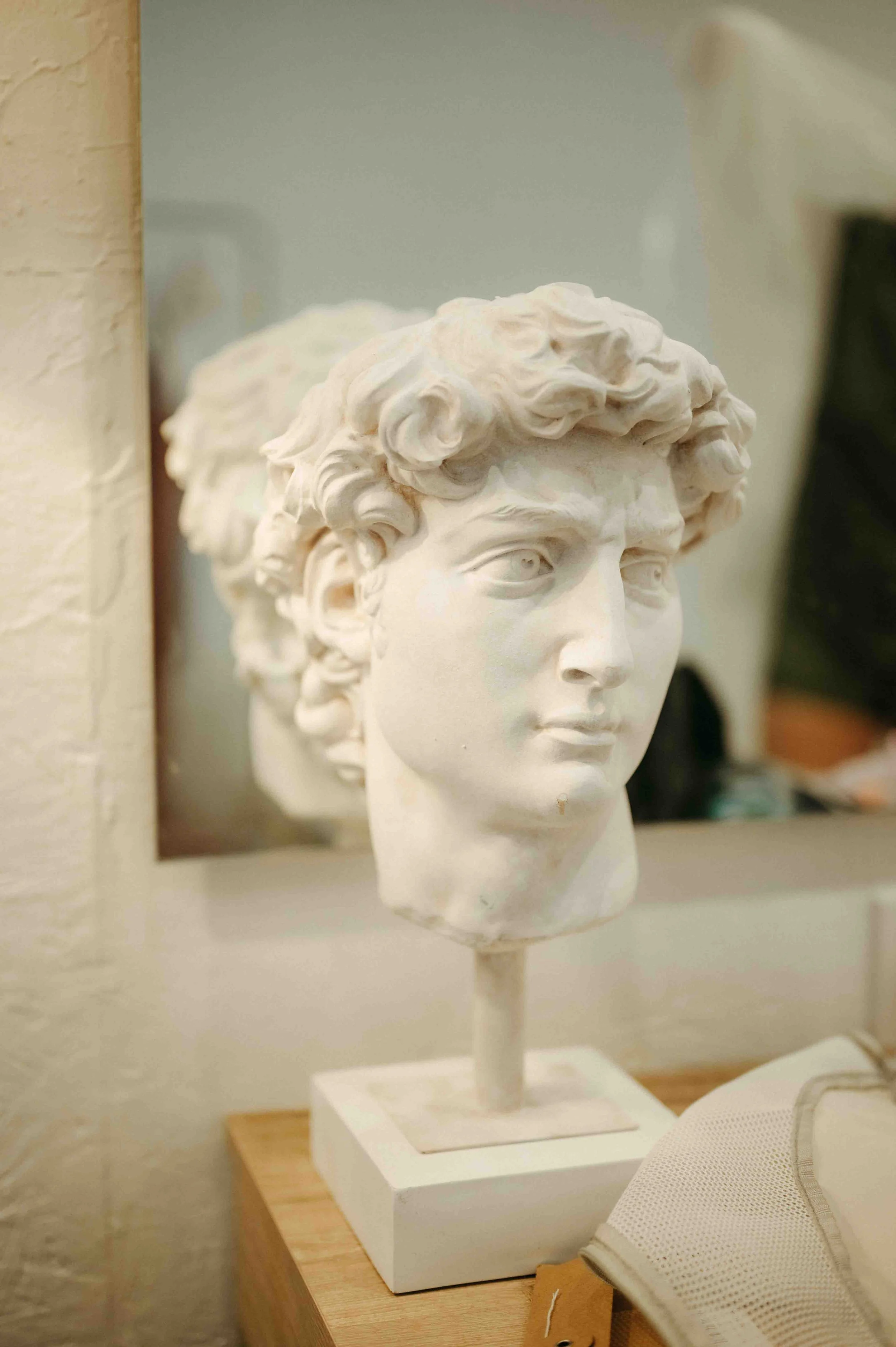 The Plant Jackson wedding, moody Jackson wedding photographer, cinematic Jackson wedding photographer, moody Memphis wedding photographer, cinematic Memphis wedding photographer, Jackson documentary wedding photographer, Memphis documentary wedding