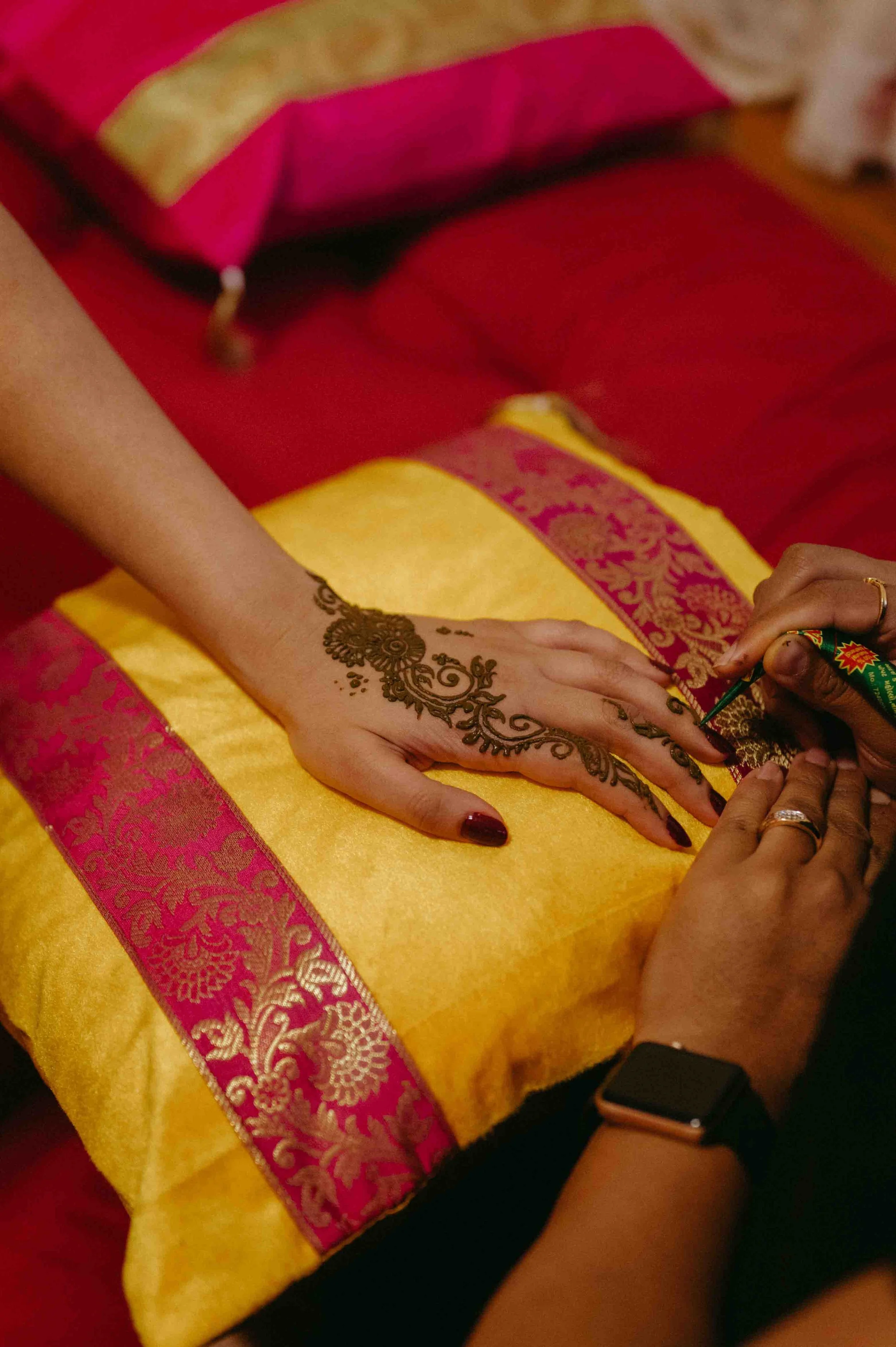 Moody Memphis wedding photographer Sri Lankan Mehndi ceremony Memphis documentary wedding photographer cinematic Memphis wedding photographer editorial Memphis wedding photographer