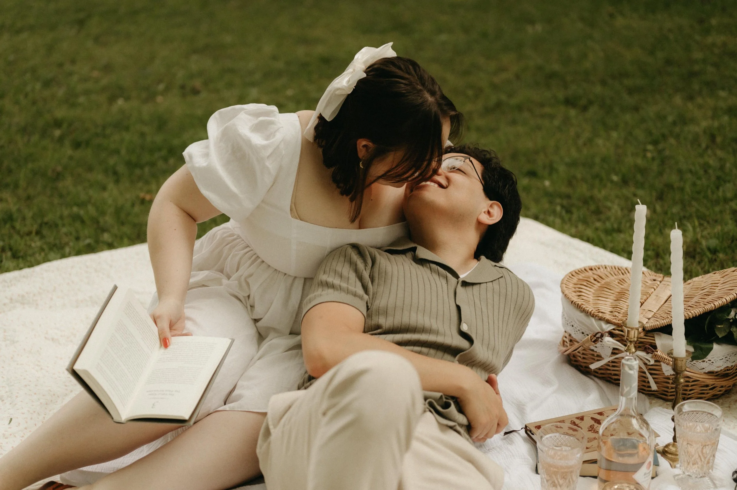 Picnic engagement session in Memphis Tennesse, moody Memphis wedding photographer, cinematic Memphis wedding photographer, Memphis documentary wedding photographer, Memphis engagement photos, Shelby Farms engagement photos
