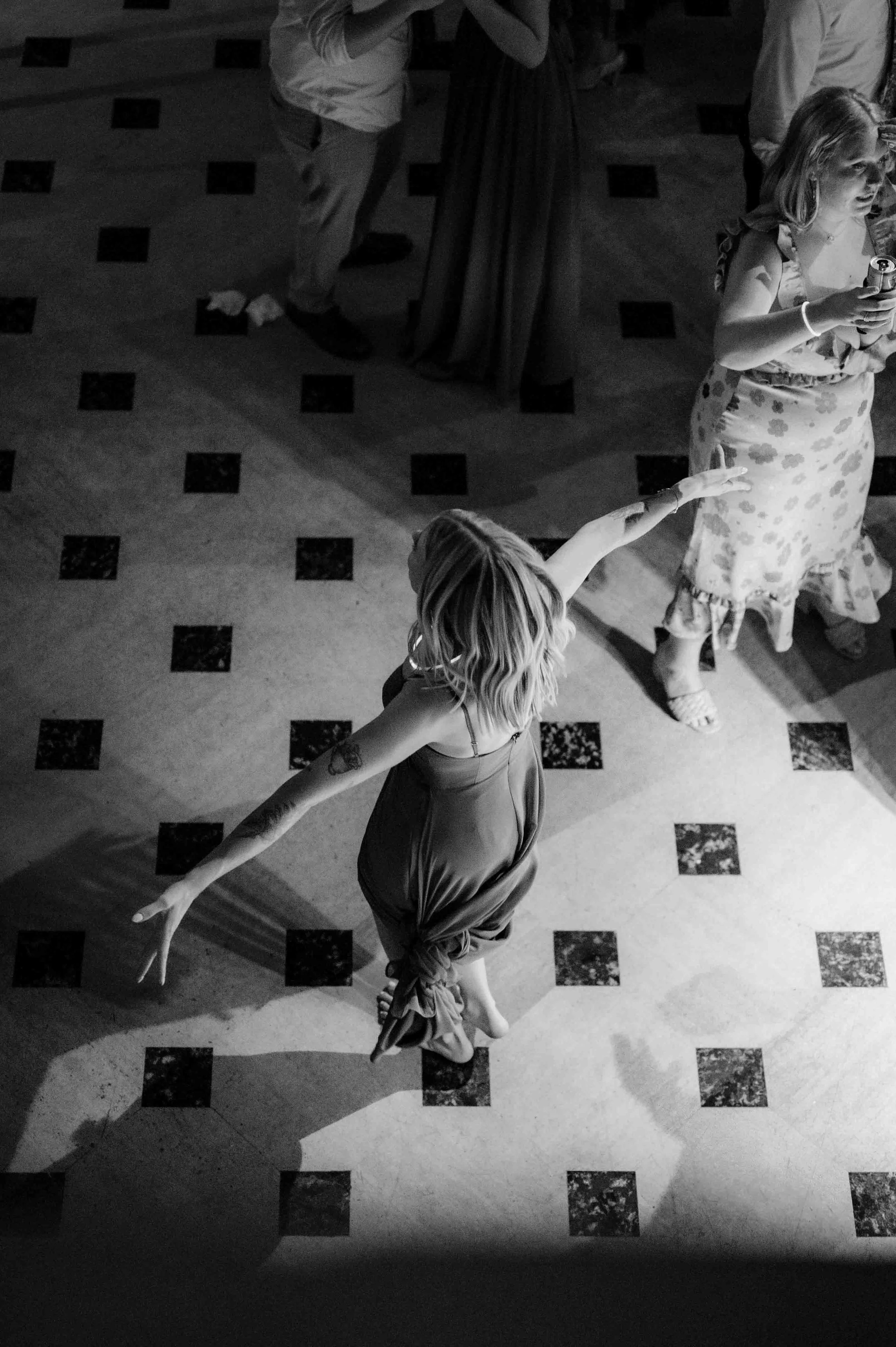 Memphis Pink Palace Museum of Science and History wedding, moody Memphis wedding photographer, cinematic Memphis wedding photographer, Memphis documentary wedding photographer, Memphis museum wedding, editorial Memphis wedding photographer