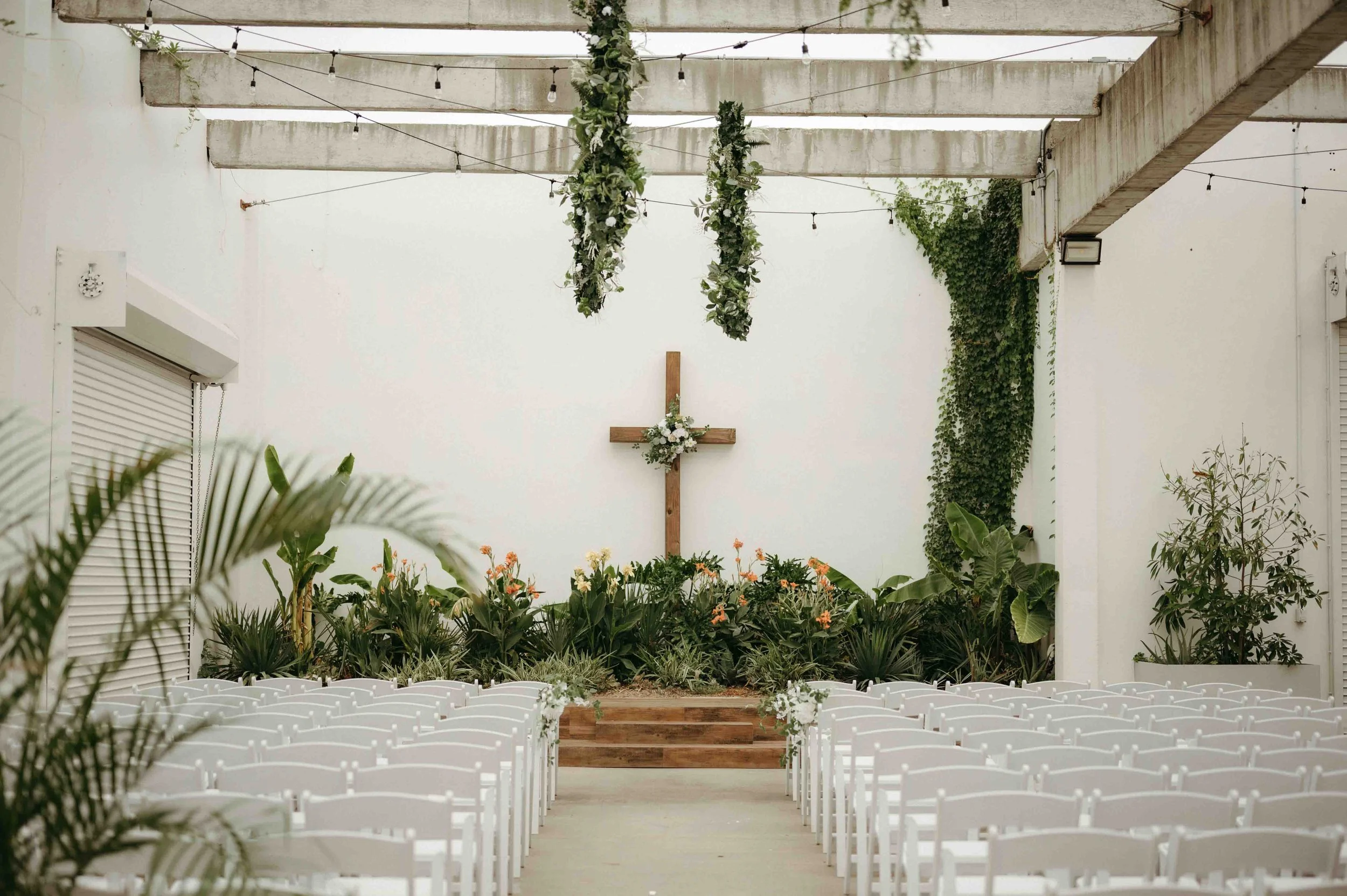 The Plant Jackson wedding, moody Jackson wedding photographer, cinematic Jackson wedding photographer, moody Memphis wedding photographer, cinematic Memphis wedding photographer, Jackson documentary wedding photographer, Memphis documentary wedding