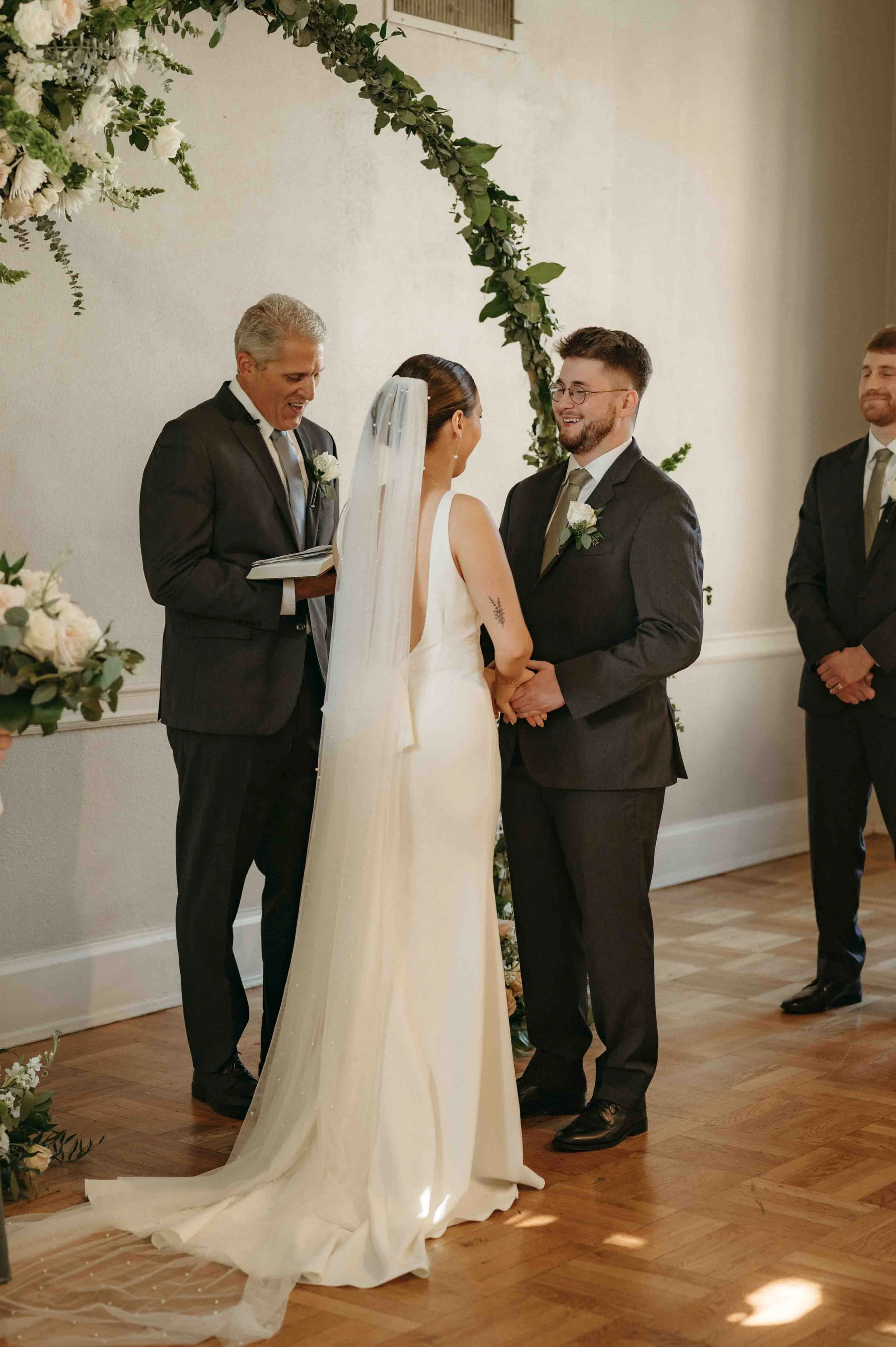 Memphis Pink Palace Museum of Science and History wedding, moody Memphis wedding photographer, cinematic Memphis wedding photographer, Memphis documentary wedding photographer, Memphis museum wedding, editorial Memphis wedding photographer