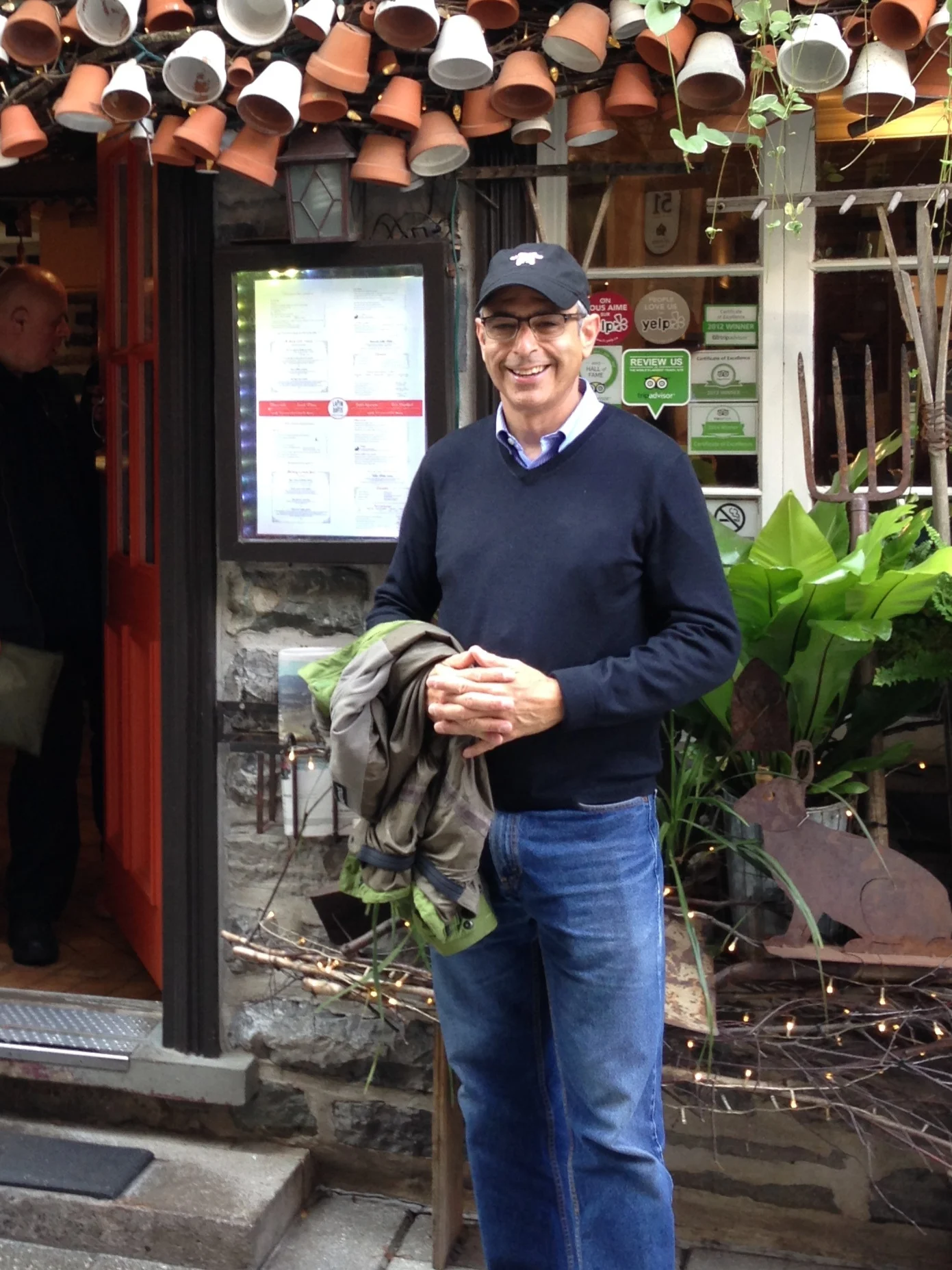 Howard+Lapin+Saute.jpg