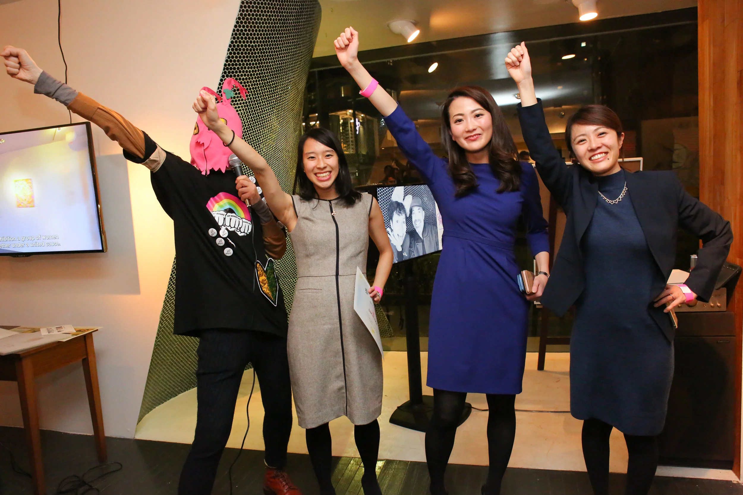 Blossom Blast show March 8 2017 at UltraSuperNew Gallery TGT is giving the certificate to Lean In Tokyo. photo by Maiko Miyagawa