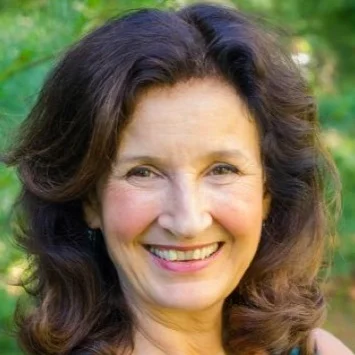 Monday, November 4, 2019 Authenticity Therapy: a New Frontier in Psychotherapy Yudit Maros, LMFT, CHT